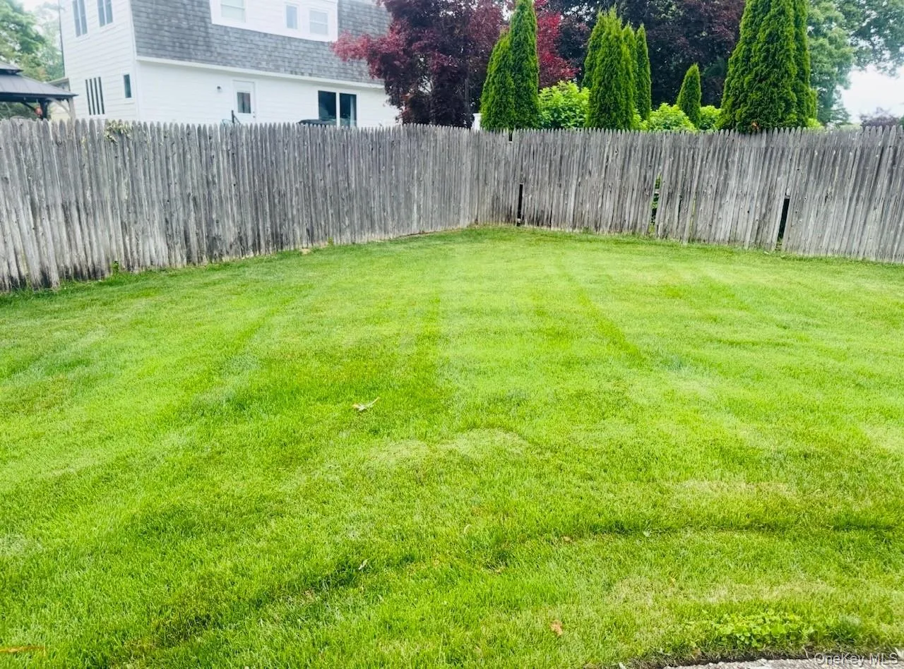 14 Green Place, Brookhaven, NY, 4 Bedrooms Bedrooms, 12 Rooms Rooms,2 BathroomsBathrooms,Residential Lease,For Rent,Green,0,1015607 14 Green Place, Brookhaven, NY, 4 Bedrooms Bedrooms, 12 Rooms Rooms,2 BathroomsBathrooms,Residential Lease,For Rent,Green,0,1015607