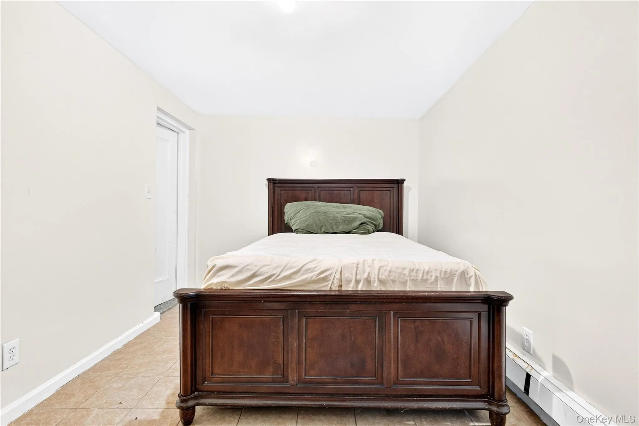 3885 Paulding Avenue, New York, NY, 3 Bedrooms Bedrooms, 5 Rooms Rooms,2 BathroomsBathrooms,Residential,For Rent,Paulding,0,1015609 3885 Paulding Avenue, New York, NY, 3 Bedrooms Bedrooms, 5 Rooms Rooms,2 BathroomsBathrooms,Residential,For Rent,Paulding,0,1015609