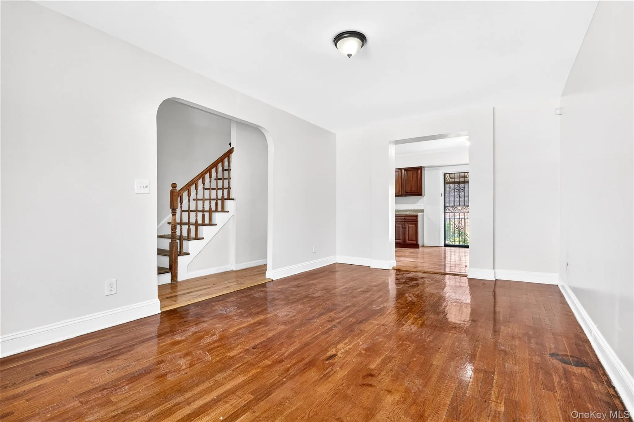 3885 Paulding Avenue, New York, NY, 3 Bedrooms Bedrooms, 5 Rooms Rooms,2 BathroomsBathrooms,Residential,For Rent,Paulding,0,1015609 3885 Paulding Avenue, New York, NY, 3 Bedrooms Bedrooms, 5 Rooms Rooms,2 BathroomsBathrooms,Residential,For Rent,Paulding,0,1015609