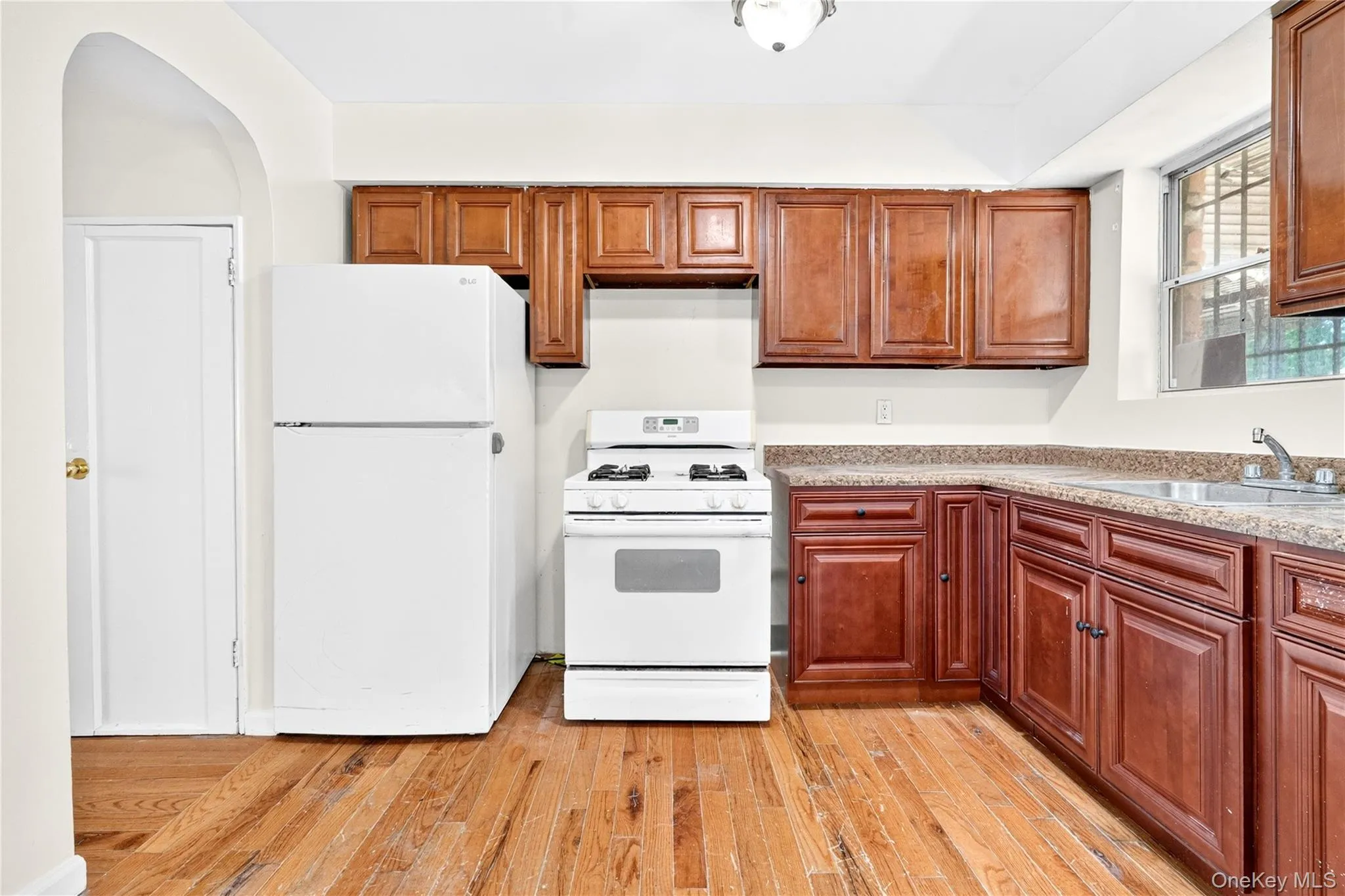 3885 Paulding Avenue, New York, NY, 3 Bedrooms Bedrooms, 5 Rooms Rooms,2 BathroomsBathrooms,Residential,For Rent,Paulding,0,1015609 3885 Paulding Avenue, New York, NY, 3 Bedrooms Bedrooms, 5 Rooms Rooms,2 BathroomsBathrooms,Residential,For Rent,Paulding,0,1015609