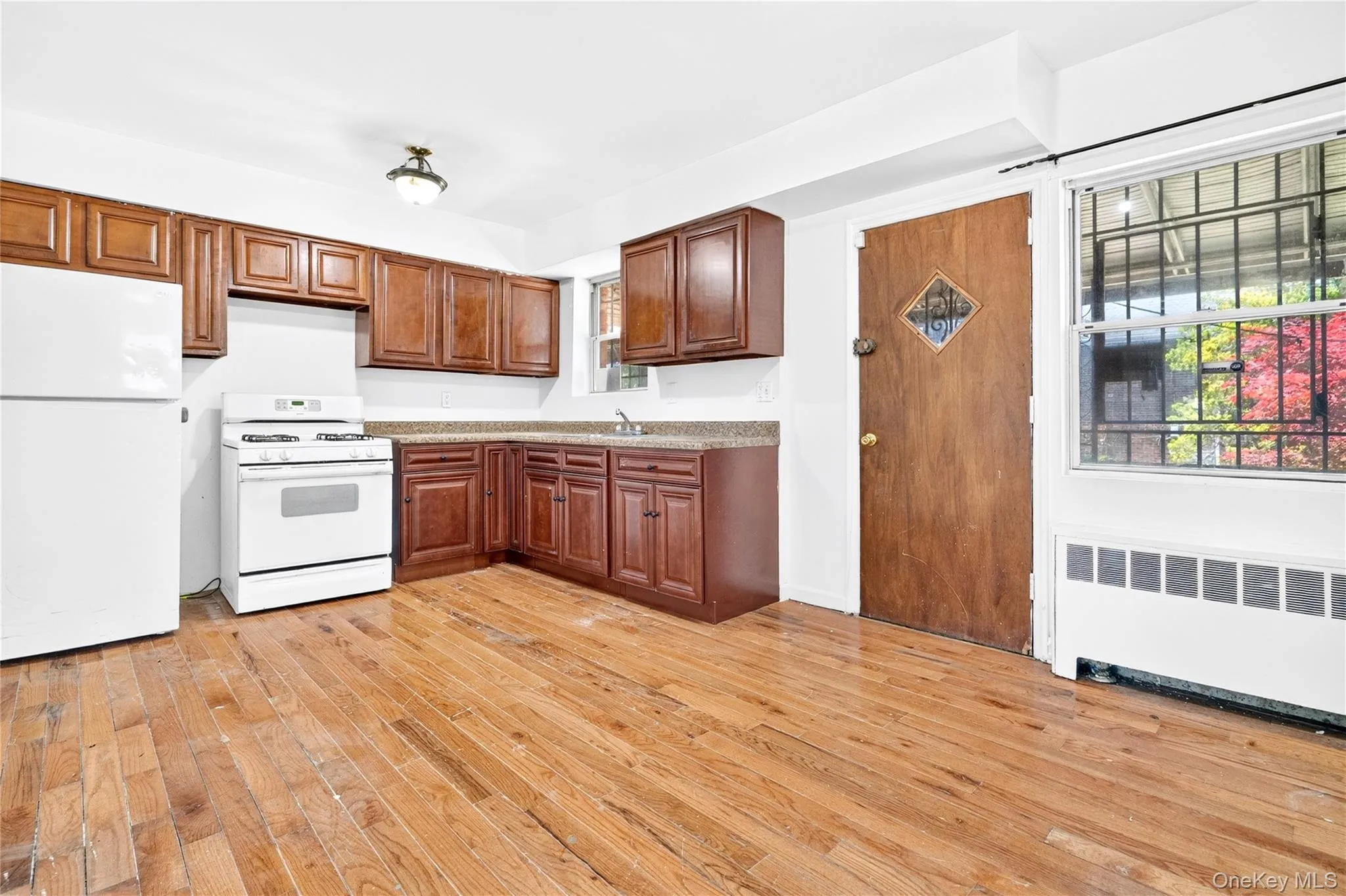 3885 Paulding Avenue, New York, NY, 3 Bedrooms Bedrooms, 5 Rooms Rooms,2 BathroomsBathrooms,Residential,For Rent,Paulding,0,1015609 3885 Paulding Avenue, New York, NY, 3 Bedrooms Bedrooms, 5 Rooms Rooms,2 BathroomsBathrooms,Residential,For Rent,Paulding,0,1015609