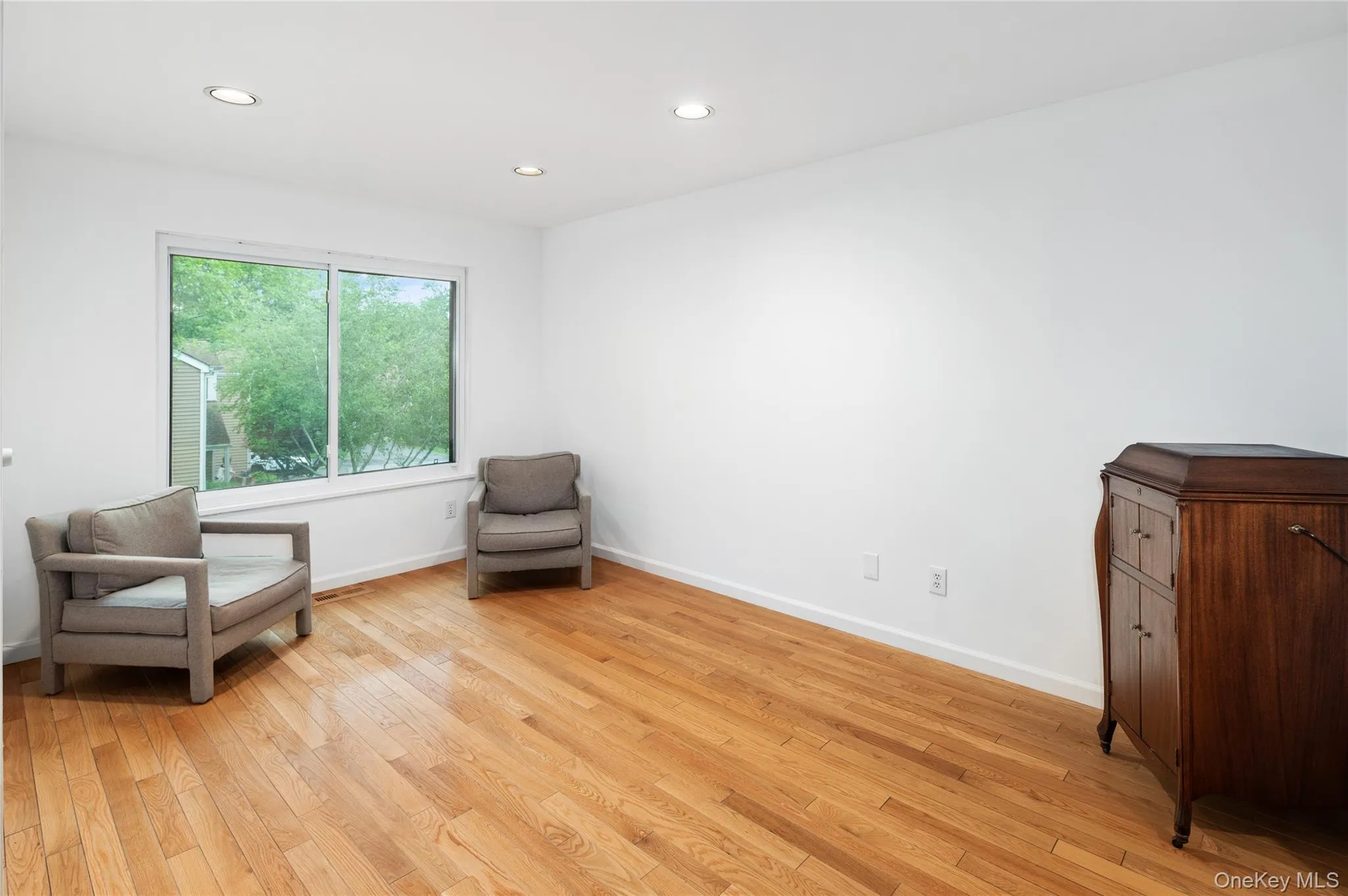 110 Woods End Road, New Castle, NY, 2 Bedrooms Bedrooms, 6 Rooms Rooms,2 BathroomsBathrooms,Residential,For Rent,Woods End,0,1015610 110 Woods End Road, New Castle, NY, 2 Bedrooms Bedrooms, 6 Rooms Rooms,2 BathroomsBathrooms,Residential,For Rent,Woods End,0,1015610