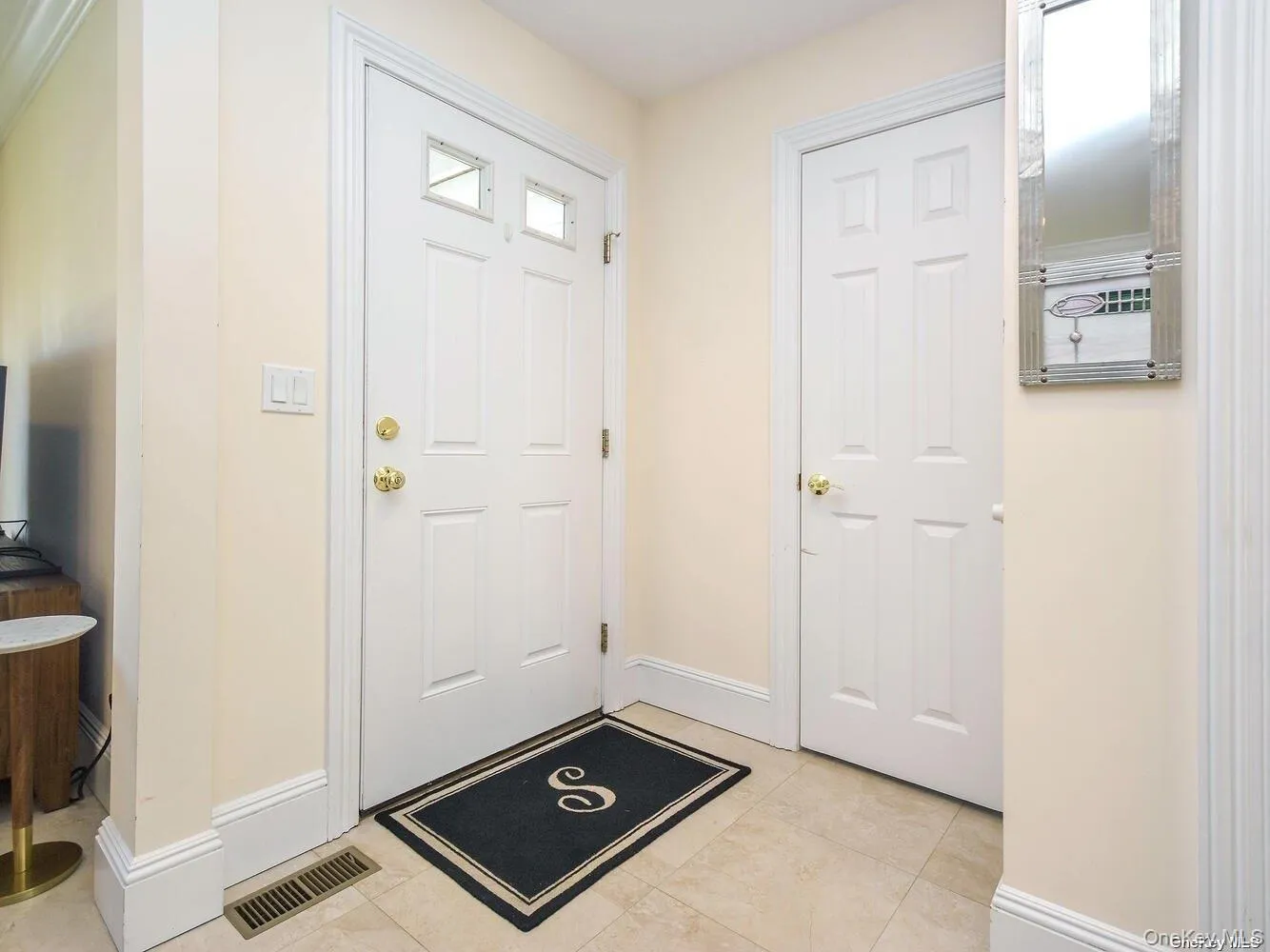 24 Sintsink Drive, North Hempstead, NY, 3 Bedrooms Bedrooms, 6 Rooms Rooms,2 BathroomsBathrooms,Residential Lease,For Rent,Sintsink,0,1015615 24 Sintsink Drive, North Hempstead, NY, 3 Bedrooms Bedrooms, 6 Rooms Rooms,2 BathroomsBathrooms,Residential Lease,For Rent,Sintsink,0,1015615
