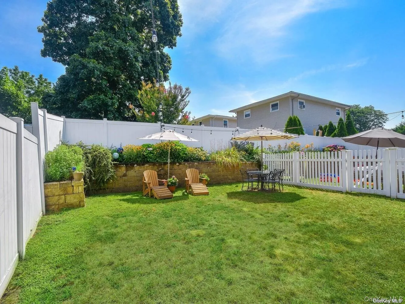 24 Sintsink Drive, North Hempstead, NY, 3 Bedrooms Bedrooms, 6 Rooms Rooms,2 BathroomsBathrooms,Residential Lease,For Rent,Sintsink,0,1015615 24 Sintsink Drive, North Hempstead, NY, 3 Bedrooms Bedrooms, 6 Rooms Rooms,2 BathroomsBathrooms,Residential Lease,For Rent,Sintsink,0,1015615