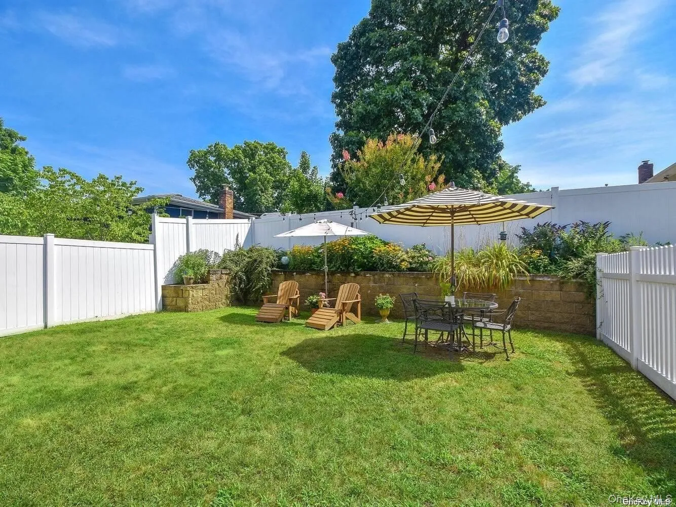 24 Sintsink Drive, North Hempstead, NY, 3 Bedrooms Bedrooms, 6 Rooms Rooms,2 BathroomsBathrooms,Residential Lease,For Rent,Sintsink,0,1015615 24 Sintsink Drive, North Hempstead, NY, 3 Bedrooms Bedrooms, 6 Rooms Rooms,2 BathroomsBathrooms,Residential Lease,For Rent,Sintsink,0,1015615