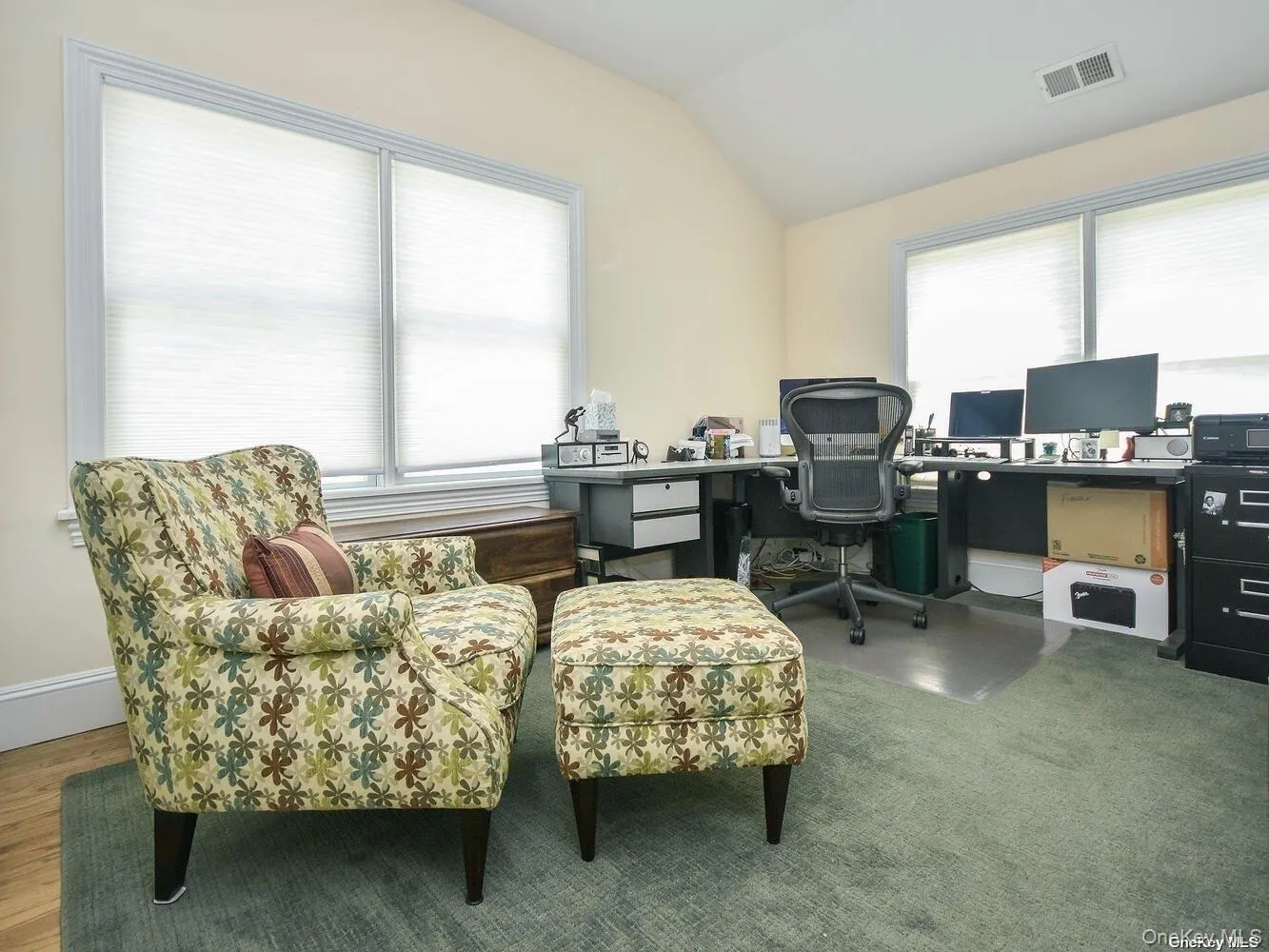 24 Sintsink Drive, North Hempstead, NY, 3 Bedrooms Bedrooms, 6 Rooms Rooms,2 BathroomsBathrooms,Residential Lease,For Rent,Sintsink,0,1015615 24 Sintsink Drive, North Hempstead, NY, 3 Bedrooms Bedrooms, 6 Rooms Rooms,2 BathroomsBathrooms,Residential Lease,For Rent,Sintsink,0,1015615