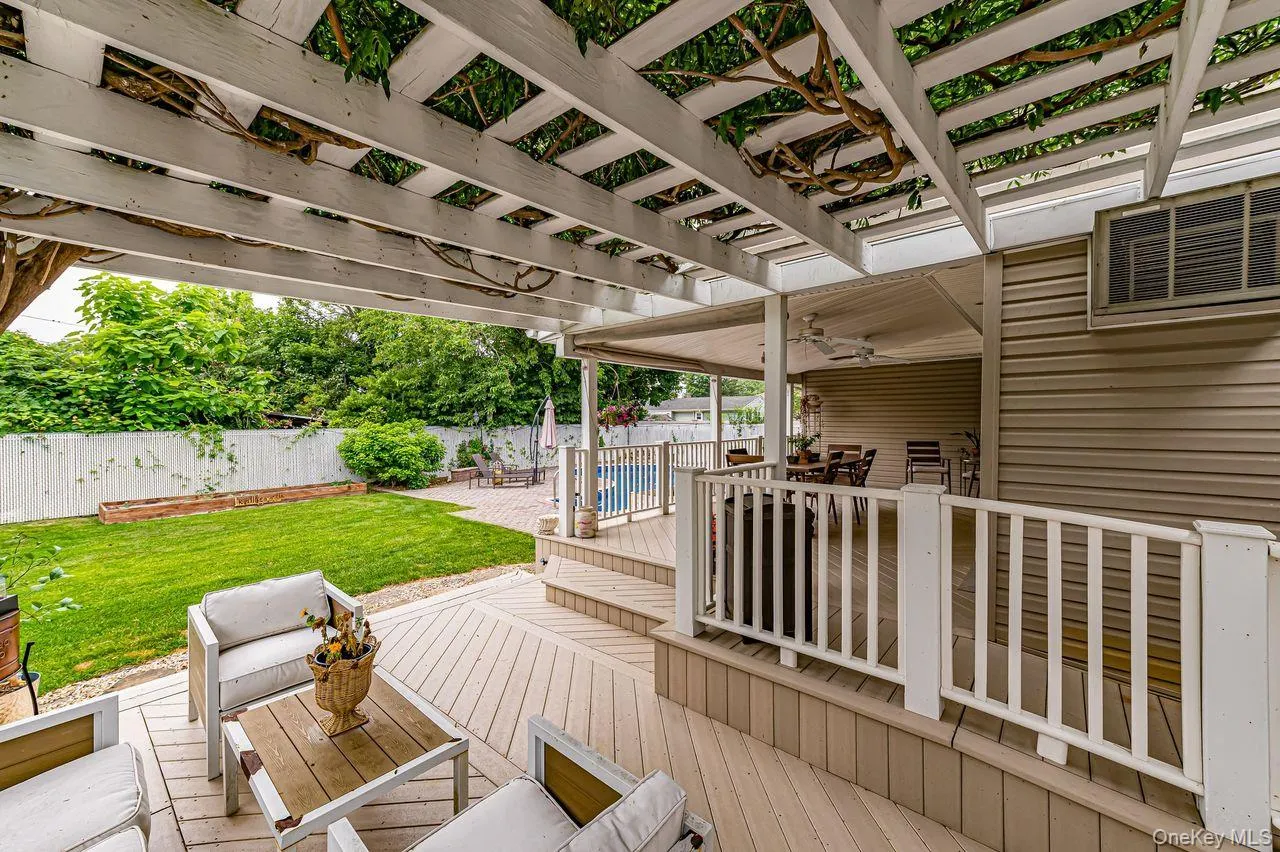 2349 Lincoln Street, Hempstead, NY, 4 Bedrooms Bedrooms, 9 Rooms Rooms,2 BathroomsBathrooms,Residential,For Rent,Lincoln,0,1015620 2349 Lincoln Street, Hempstead, NY, 4 Bedrooms Bedrooms, 9 Rooms Rooms,2 BathroomsBathrooms,Residential,For Rent,Lincoln,0,1015620