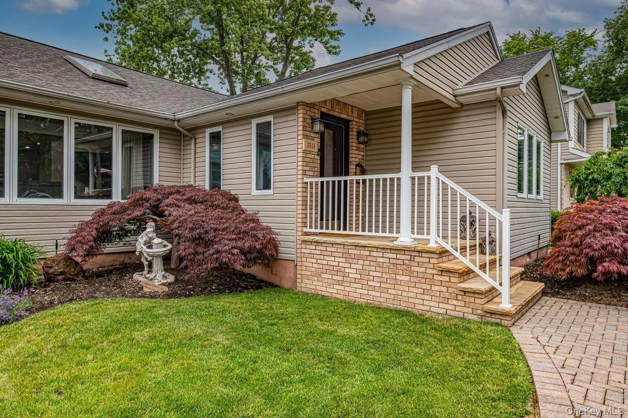 2349 Lincoln Street, Hempstead, NY, 4 Bedrooms Bedrooms, 9 Rooms Rooms,2 BathroomsBathrooms,Residential,For Rent,Lincoln,0,1015620 2349 Lincoln Street, Hempstead, NY, 4 Bedrooms Bedrooms, 9 Rooms Rooms,2 BathroomsBathrooms,Residential,For Rent,Lincoln,0,1015620