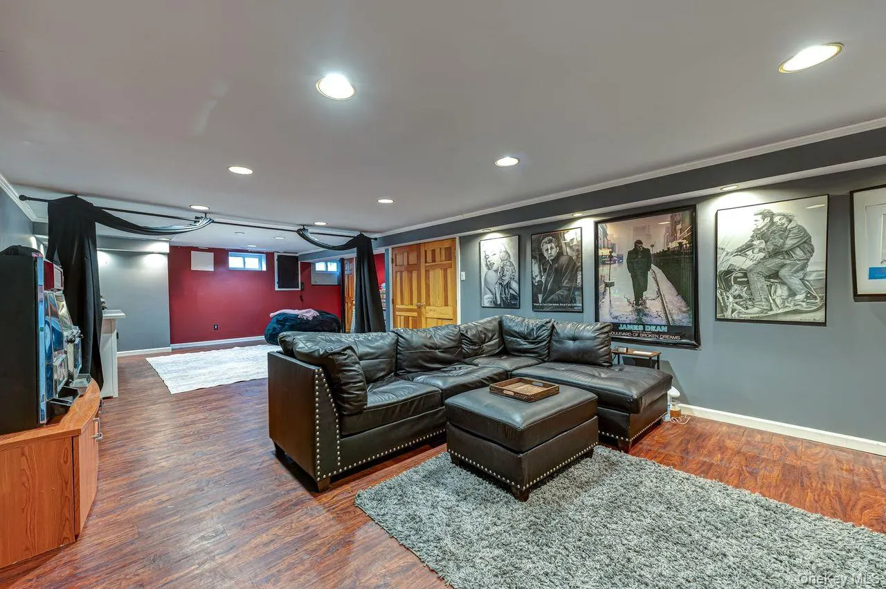 2349 Lincoln Street, Hempstead, NY, 4 Bedrooms Bedrooms, 9 Rooms Rooms,2 BathroomsBathrooms,Residential,For Rent,Lincoln,0,1015620 2349 Lincoln Street, Hempstead, NY, 4 Bedrooms Bedrooms, 9 Rooms Rooms,2 BathroomsBathrooms,Residential,For Rent,Lincoln,0,1015620