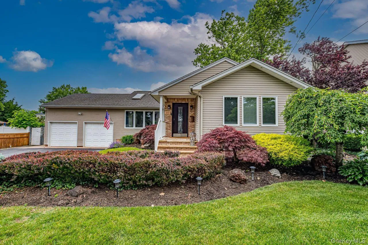 2349 Lincoln Street, Hempstead, NY, 4 Bedrooms Bedrooms, 9 Rooms Rooms,2 BathroomsBathrooms,Residential,For Rent,Lincoln,0,1015620 2349 Lincoln Street, Hempstead, NY, 4 Bedrooms Bedrooms, 9 Rooms Rooms,2 BathroomsBathrooms,Residential,For Rent,Lincoln,0,1015620