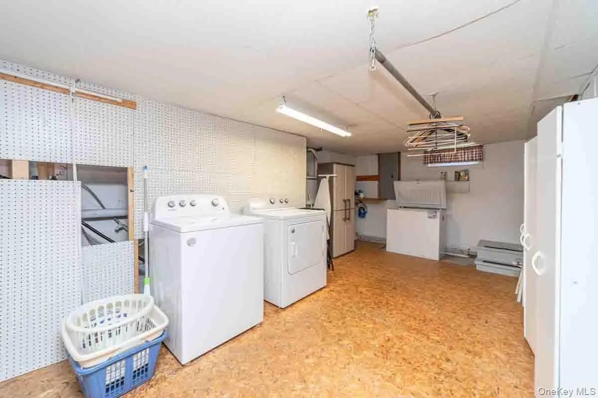 103 Prospect Avenue, Montgomery, NY, 3 Bedrooms Bedrooms, 6 Rooms Rooms,1 BathroomBathrooms,Residential,For Rent,Prospect,0,1015621 103 Prospect Avenue, Montgomery, NY, 3 Bedrooms Bedrooms, 6 Rooms Rooms,1 BathroomBathrooms,Residential,For Rent,Prospect,0,1015621
