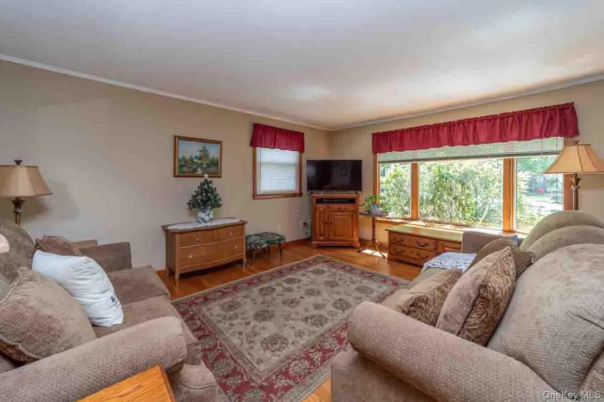 103 Prospect Avenue, Montgomery, NY, 3 Bedrooms Bedrooms, 6 Rooms Rooms,1 BathroomBathrooms,Residential,For Rent,Prospect,0,1015621 103 Prospect Avenue, Montgomery, NY, 3 Bedrooms Bedrooms, 6 Rooms Rooms,1 BathroomBathrooms,Residential,For Rent,Prospect,0,1015621