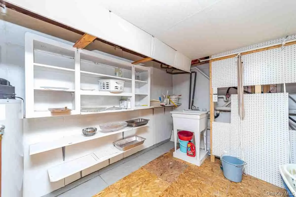 103 Prospect Avenue, Montgomery, NY, 3 Bedrooms Bedrooms, 6 Rooms Rooms,1 BathroomBathrooms,Residential,For Rent,Prospect,0,1015621 103 Prospect Avenue, Montgomery, NY, 3 Bedrooms Bedrooms, 6 Rooms Rooms,1 BathroomBathrooms,Residential,For Rent,Prospect,0,1015621