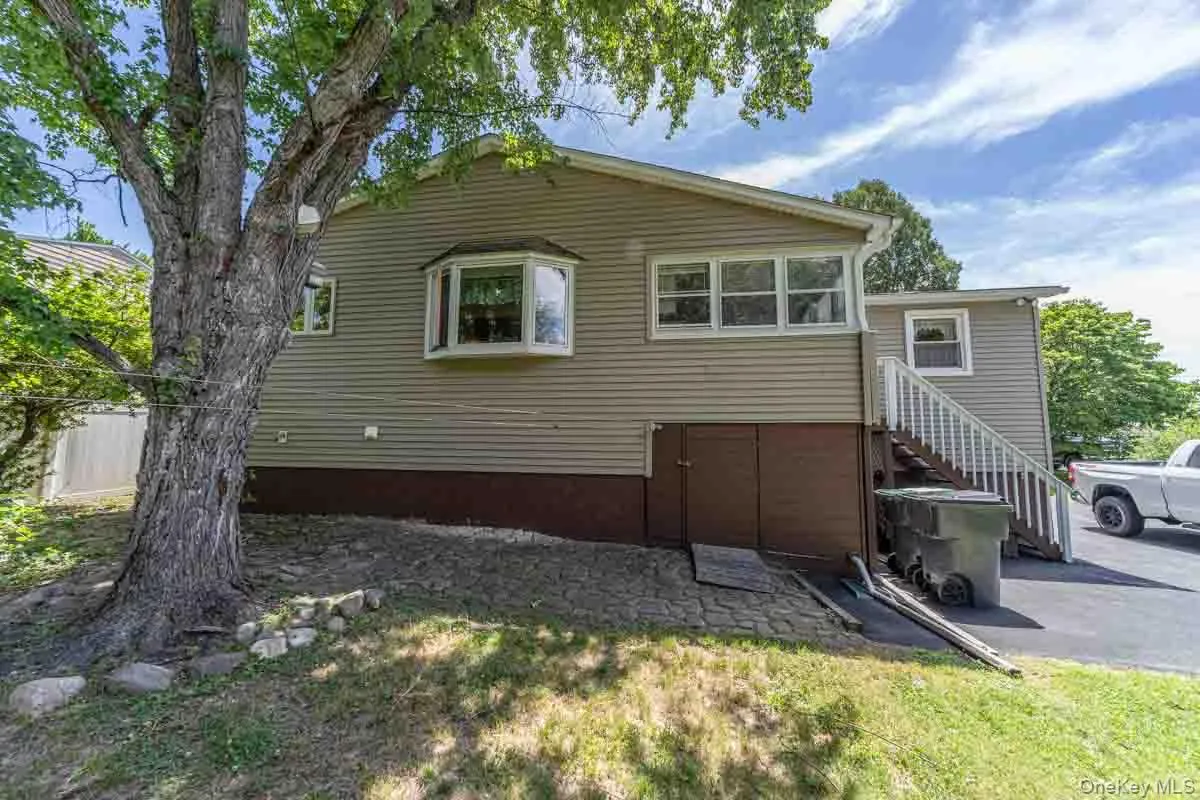 103 Prospect Avenue, Montgomery, NY, 3 Bedrooms Bedrooms, 6 Rooms Rooms,1 BathroomBathrooms,Residential,For Rent,Prospect,0,1015621 103 Prospect Avenue, Montgomery, NY, 3 Bedrooms Bedrooms, 6 Rooms Rooms,1 BathroomBathrooms,Residential,For Rent,Prospect,0,1015621