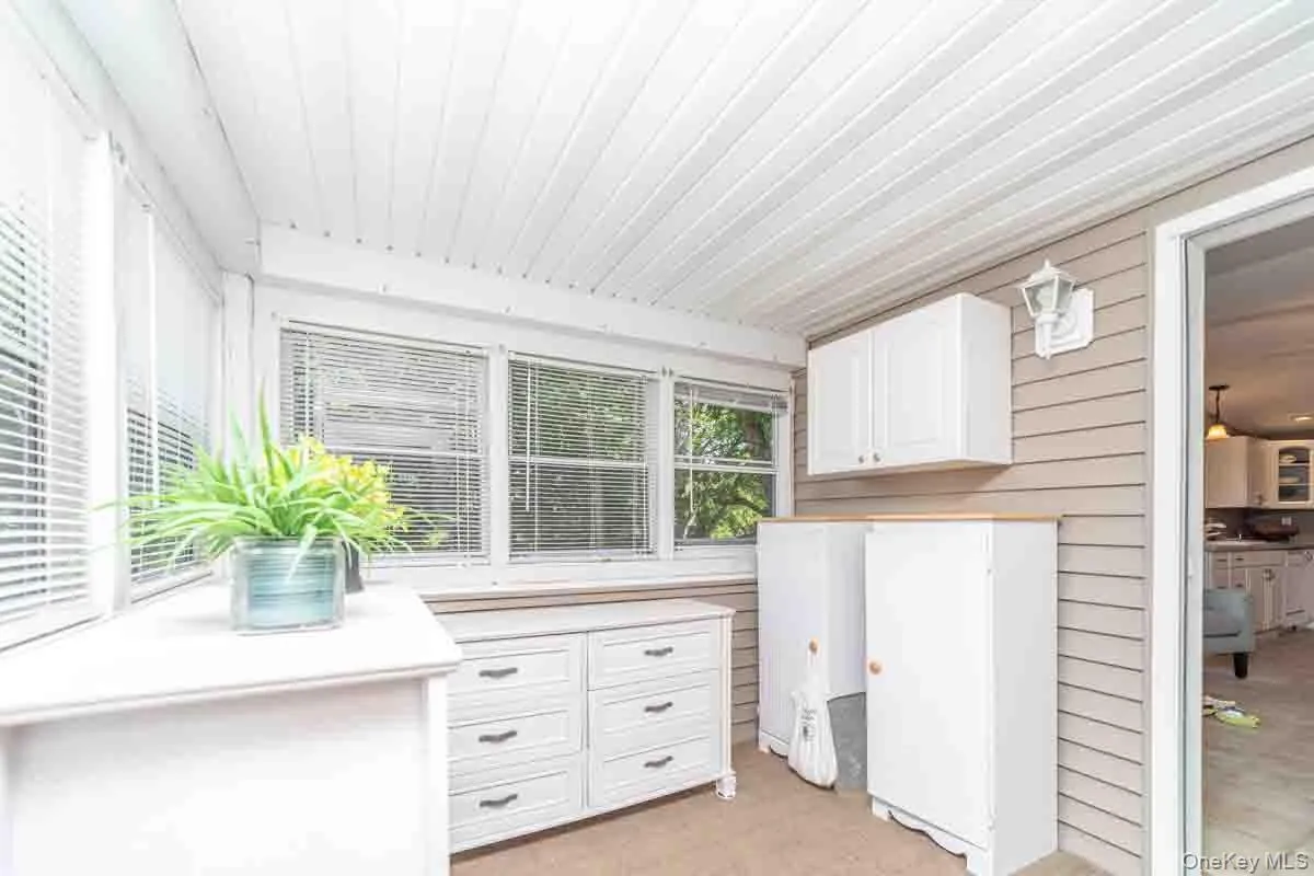 103 Prospect Avenue, Montgomery, NY, 3 Bedrooms Bedrooms, 6 Rooms Rooms,1 BathroomBathrooms,Residential,For Rent,Prospect,0,1015621 103 Prospect Avenue, Montgomery, NY, 3 Bedrooms Bedrooms, 6 Rooms Rooms,1 BathroomBathrooms,Residential,For Rent,Prospect,0,1015621