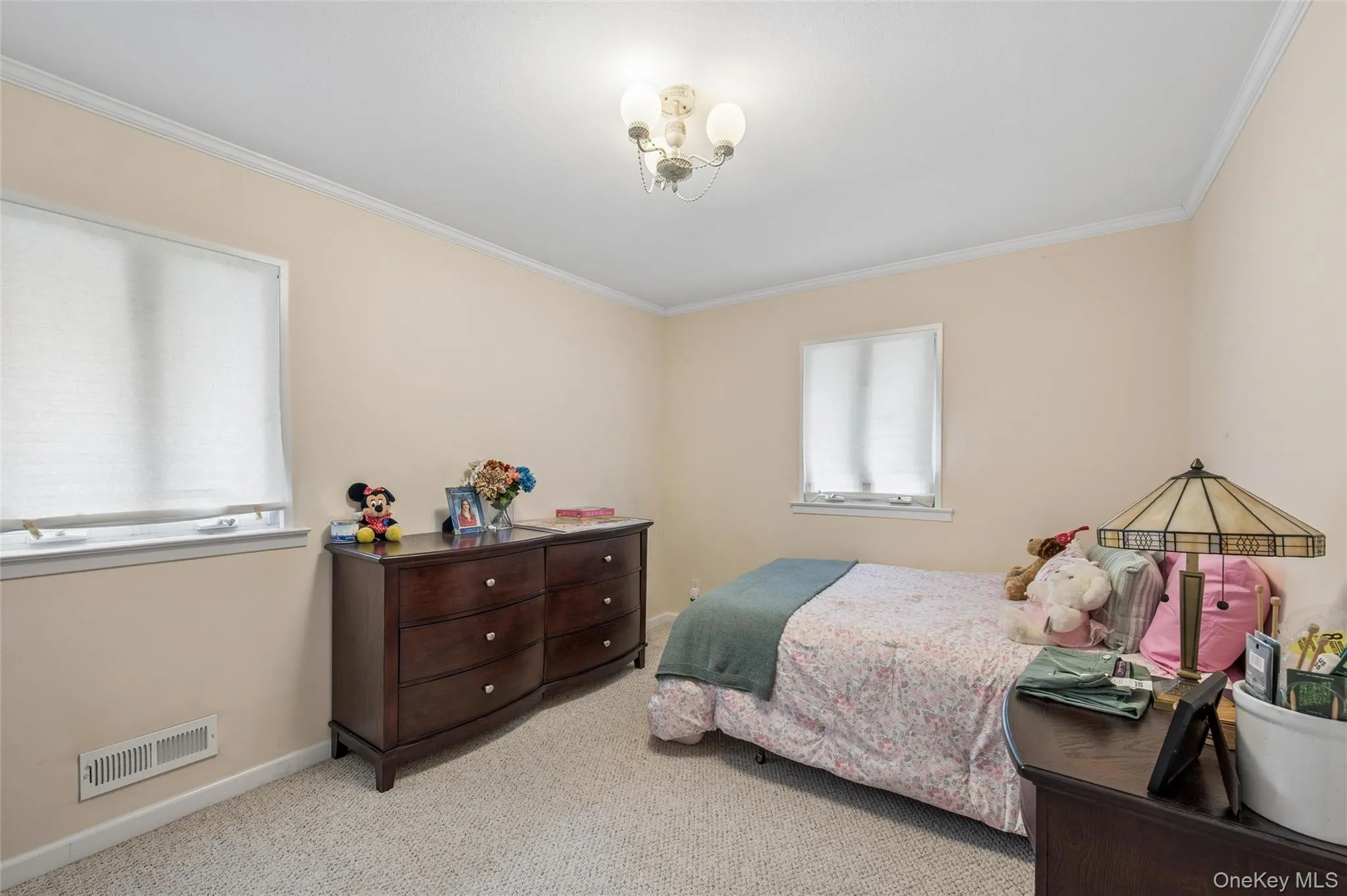 952 Roxbury Drive, Hempstead, NY, 4 Bedrooms Bedrooms, 8 Rooms Rooms,2 BathroomsBathrooms,Residential,For Rent,Roxbury,0,KEY1015622 952 Roxbury Drive, Hempstead, NY, 4 Bedrooms Bedrooms, 8 Rooms Rooms,2 BathroomsBathrooms,Residential,For Rent,Roxbury,0,KEY1015622