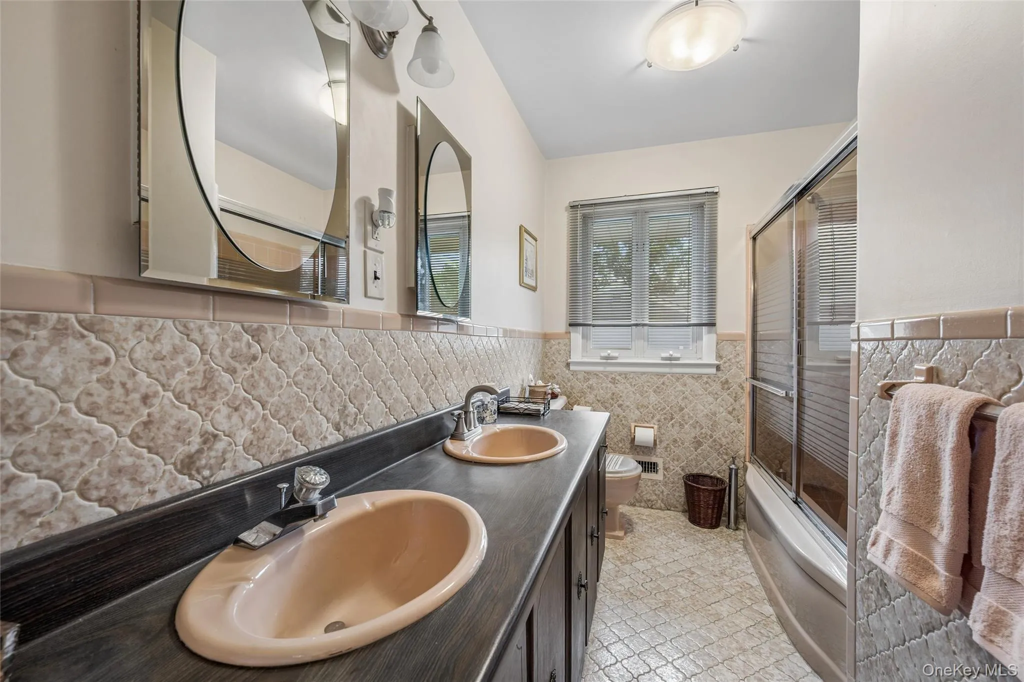 952 Roxbury Drive, Hempstead, NY, 4 Bedrooms Bedrooms, 8 Rooms Rooms,2 BathroomsBathrooms,Residential,For Rent,Roxbury,0,KEY1015622 952 Roxbury Drive, Hempstead, NY, 4 Bedrooms Bedrooms, 8 Rooms Rooms,2 BathroomsBathrooms,Residential,For Rent,Roxbury,0,KEY1015622