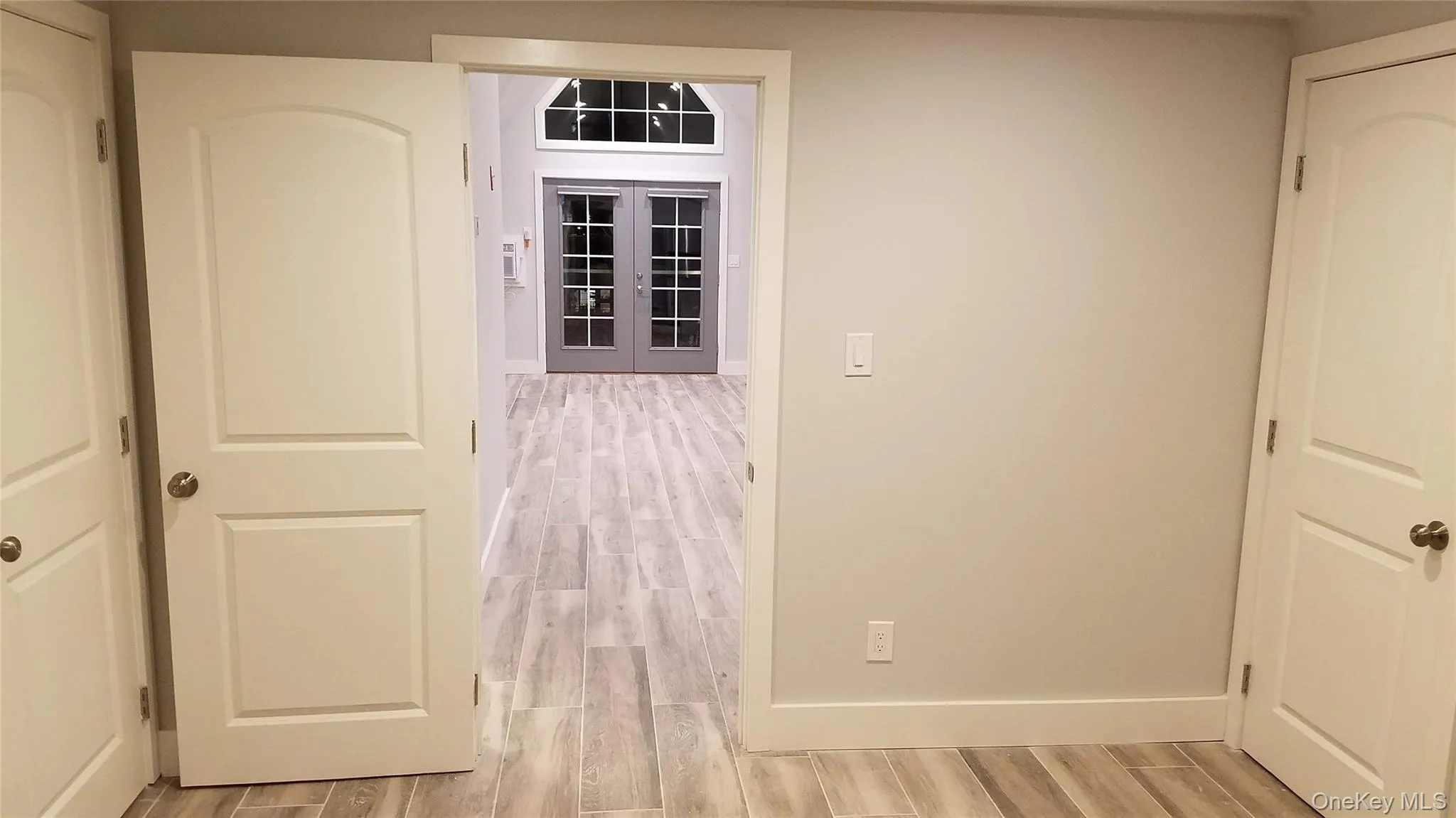 241 Broadway, Long Beach, NY, 1 Bedroom Bedrooms, 4 Rooms Rooms,1 BathroomBathrooms,Residential Lease,For Rent,Broadway,0,1015627 241 Broadway, Long Beach, NY, 1 Bedroom Bedrooms, 4 Rooms Rooms,1 BathroomBathrooms,Residential Lease,For Rent,Broadway,0,1015627