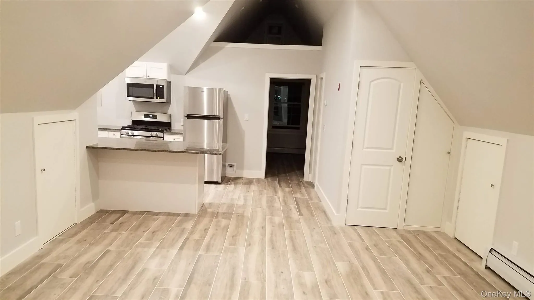 241 Broadway, Long Beach, NY, 1 Bedroom Bedrooms, 4 Rooms Rooms,1 BathroomBathrooms,Residential Lease,For Rent,Broadway,0,1015627 241 Broadway, Long Beach, NY, 1 Bedroom Bedrooms, 4 Rooms Rooms,1 BathroomBathrooms,Residential Lease,For Rent,Broadway,0,1015627