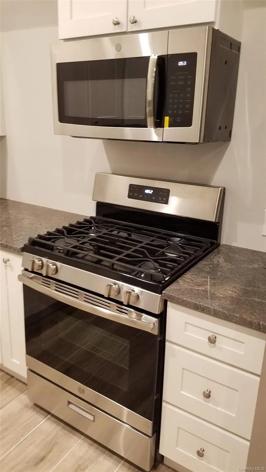 241 Broadway, Long Beach, NY, 1 Bedroom Bedrooms, 4 Rooms Rooms,1 BathroomBathrooms,Residential Lease,For Rent,Broadway,0,1015627 241 Broadway, Long Beach, NY, 1 Bedroom Bedrooms, 4 Rooms Rooms,1 BathroomBathrooms,Residential Lease,For Rent,Broadway,0,1015627