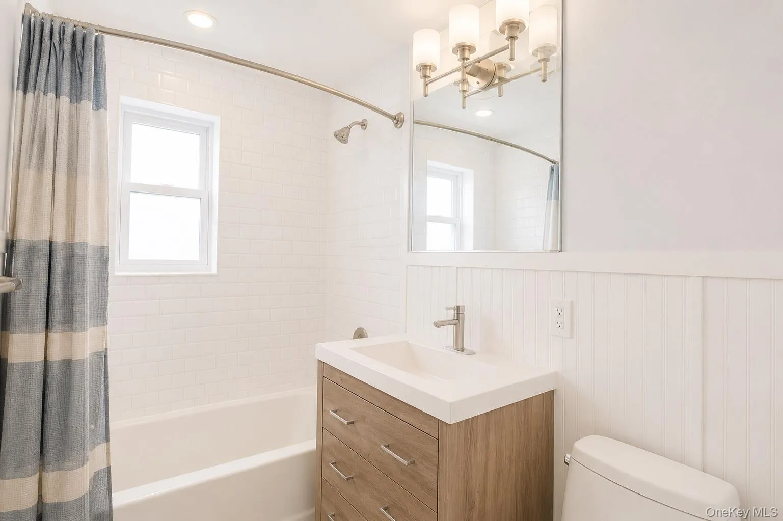 241 Broadway, Long Beach, NY, 1 Bedroom Bedrooms, 4 Rooms Rooms,1 BathroomBathrooms,Residential Lease,For Rent,Broadway,0,1015627 241 Broadway, Long Beach, NY, 1 Bedroom Bedrooms, 4 Rooms Rooms,1 BathroomBathrooms,Residential Lease,For Rent,Broadway,0,1015627