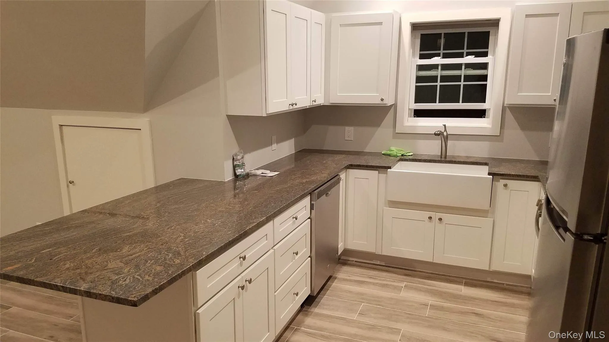 241 Broadway, Long Beach, NY, 1 Bedroom Bedrooms, 4 Rooms Rooms,1 BathroomBathrooms,Residential Lease,For Rent,Broadway,0,1015627 241 Broadway, Long Beach, NY, 1 Bedroom Bedrooms, 4 Rooms Rooms,1 BathroomBathrooms,Residential Lease,For Rent,Broadway,0,1015627