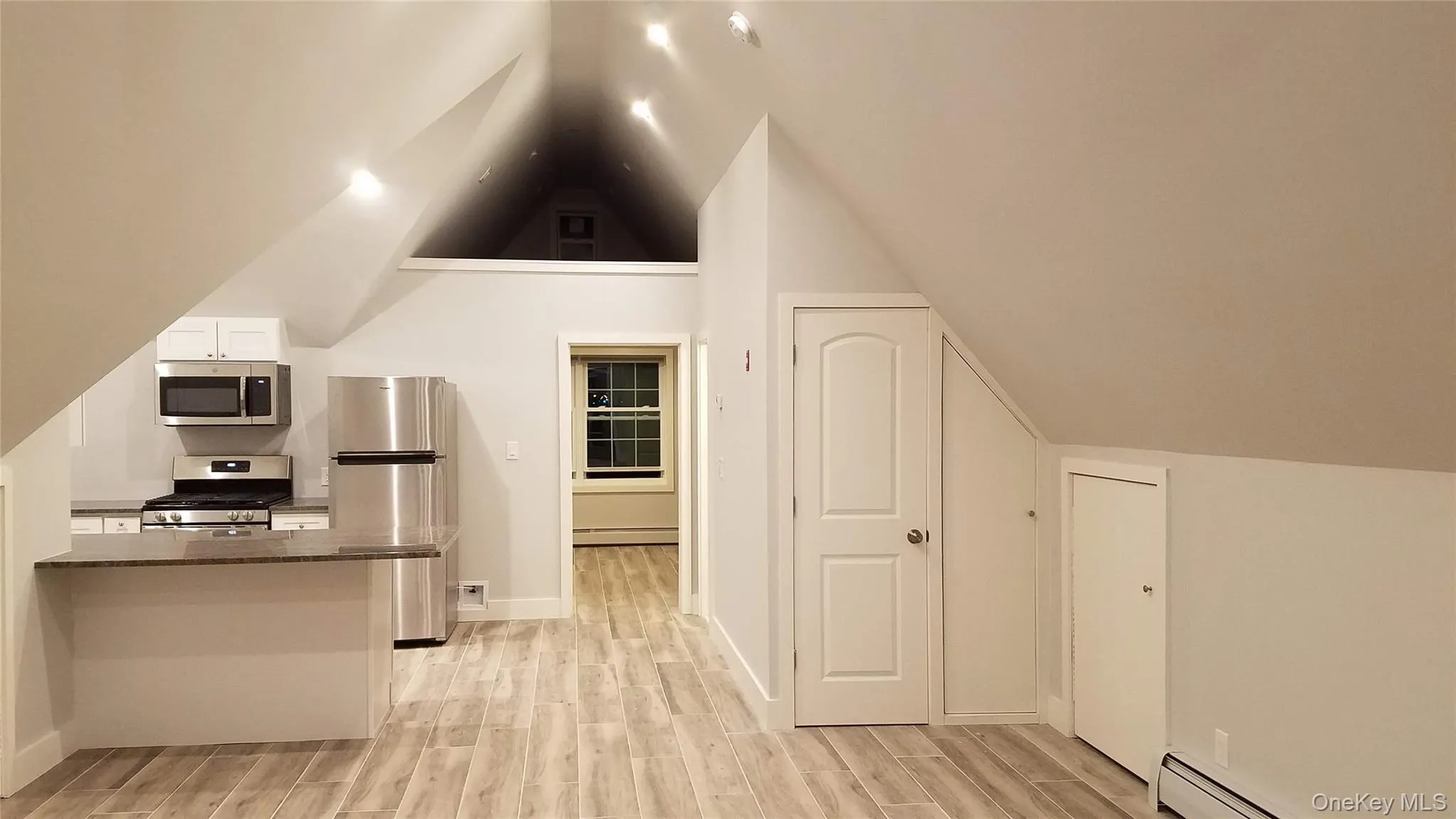 241 Broadway, Long Beach, NY, 1 Bedroom Bedrooms, 4 Rooms Rooms,1 BathroomBathrooms,Residential Lease,For Rent,Broadway,0,1015627 241 Broadway, Long Beach, NY, 1 Bedroom Bedrooms, 4 Rooms Rooms,1 BathroomBathrooms,Residential Lease,For Rent,Broadway,0,1015627