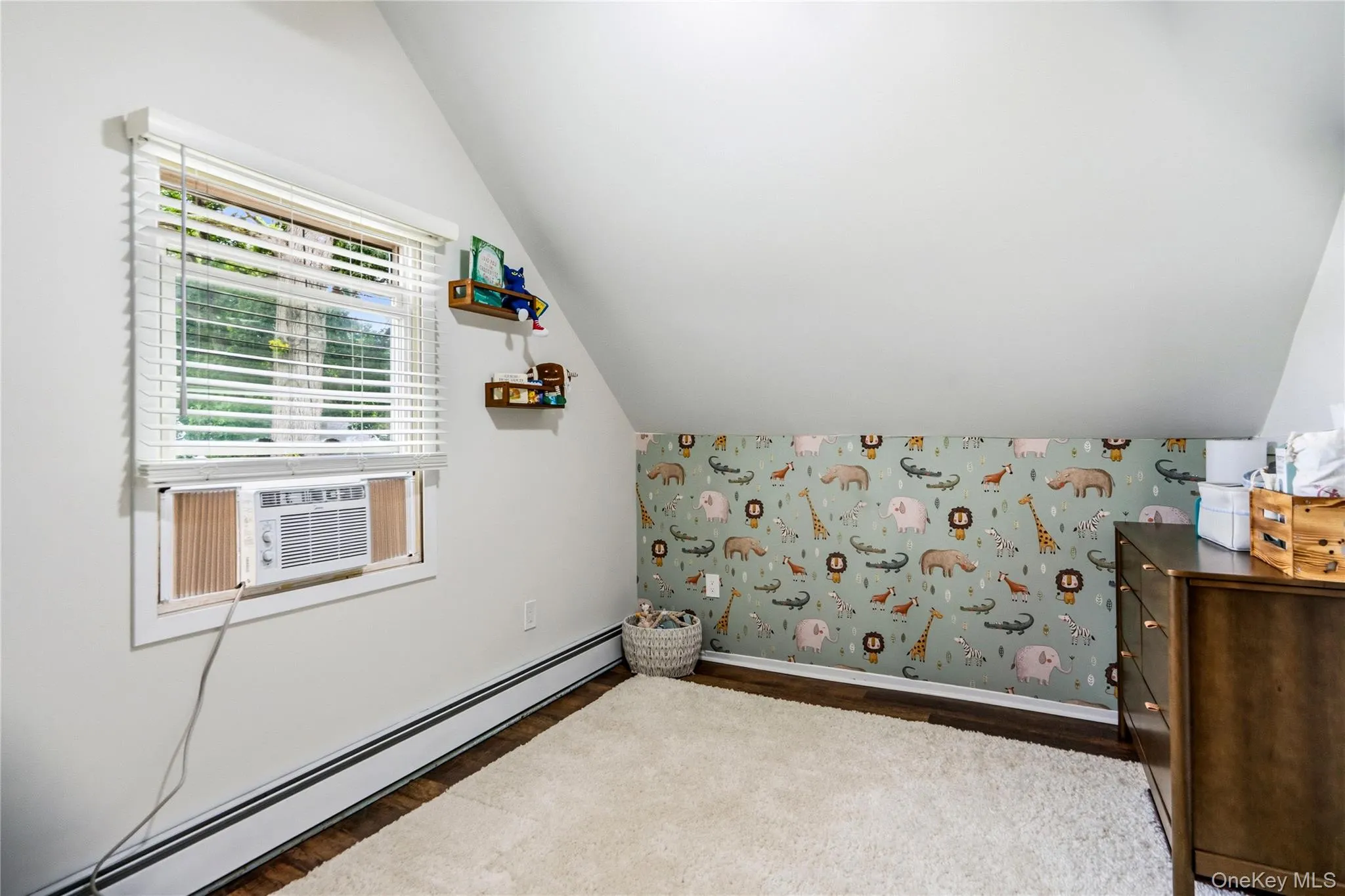 633 Robin Court, Hempstead, NY, 3 Bedrooms Bedrooms, 5 Rooms Rooms,1 BathroomBathrooms,Residential,For Rent,Robin,0,KEY1015629 633 Robin Court, Hempstead, NY, 3 Bedrooms Bedrooms, 5 Rooms Rooms,1 BathroomBathrooms,Residential,For Rent,Robin,0,KEY1015629