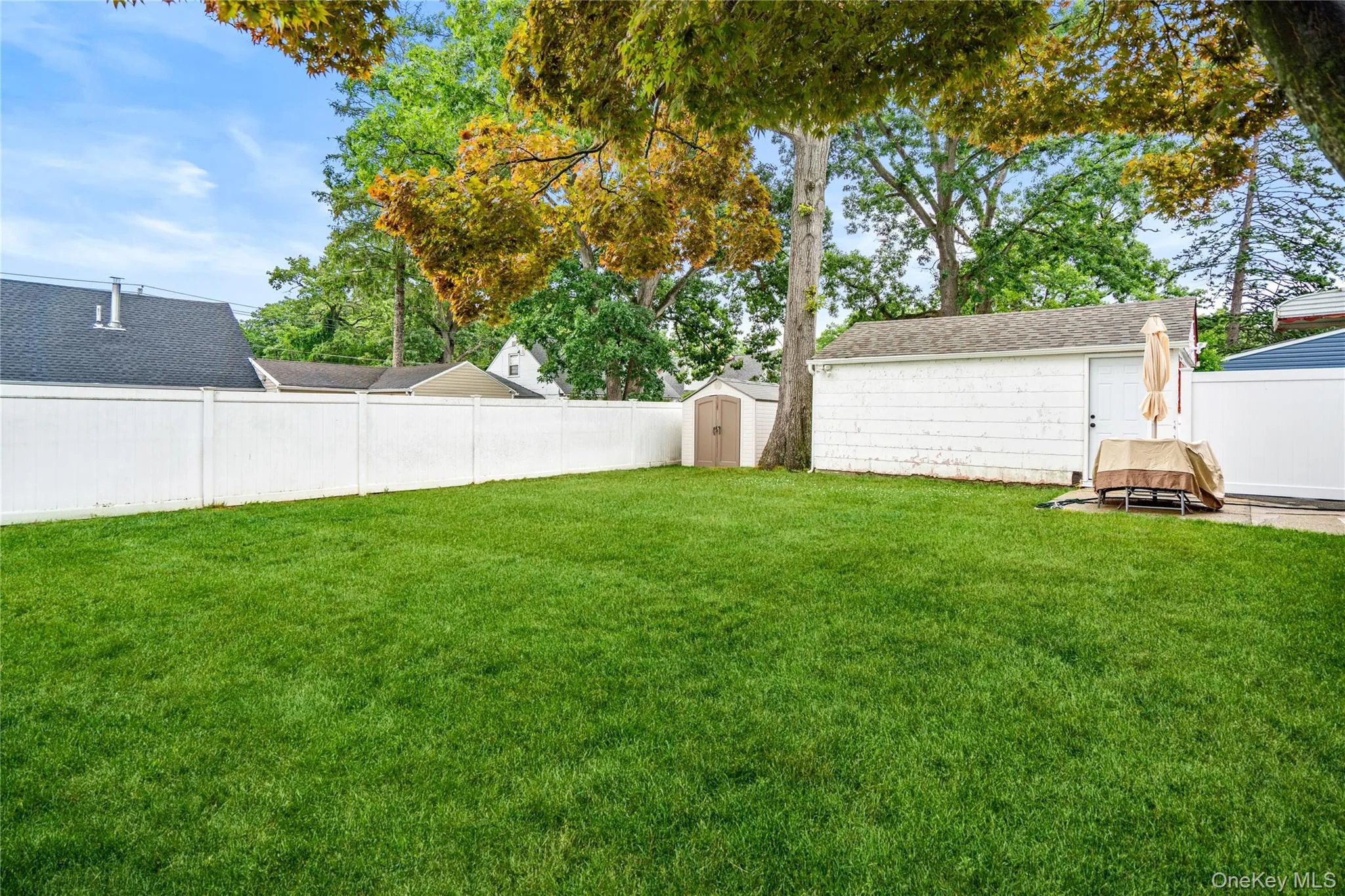 633 Robin Court, Hempstead, NY, 3 Bedrooms Bedrooms, 5 Rooms Rooms,1 BathroomBathrooms,Residential,For Rent,Robin,0,KEY1015629 633 Robin Court, Hempstead, NY, 3 Bedrooms Bedrooms, 5 Rooms Rooms,1 BathroomBathrooms,Residential,For Rent,Robin,0,KEY1015629