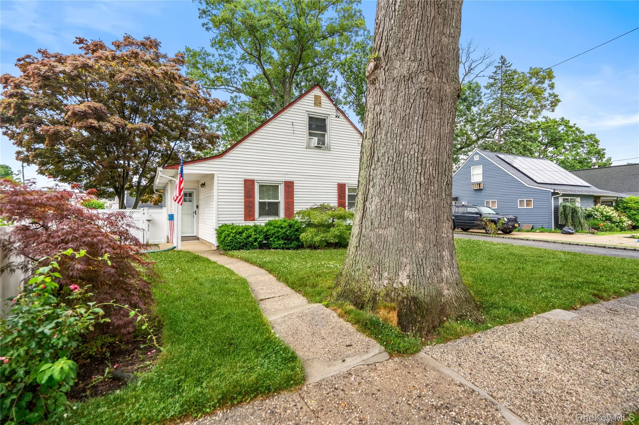 633 Robin Court, Hempstead, NY, 3 Bedrooms Bedrooms, 5 Rooms Rooms,1 BathroomBathrooms,Residential,For Rent,Robin,0,KEY1015629 633 Robin Court, Hempstead, NY, 3 Bedrooms Bedrooms, 5 Rooms Rooms,1 BathroomBathrooms,Residential,For Rent,Robin,0,KEY1015629