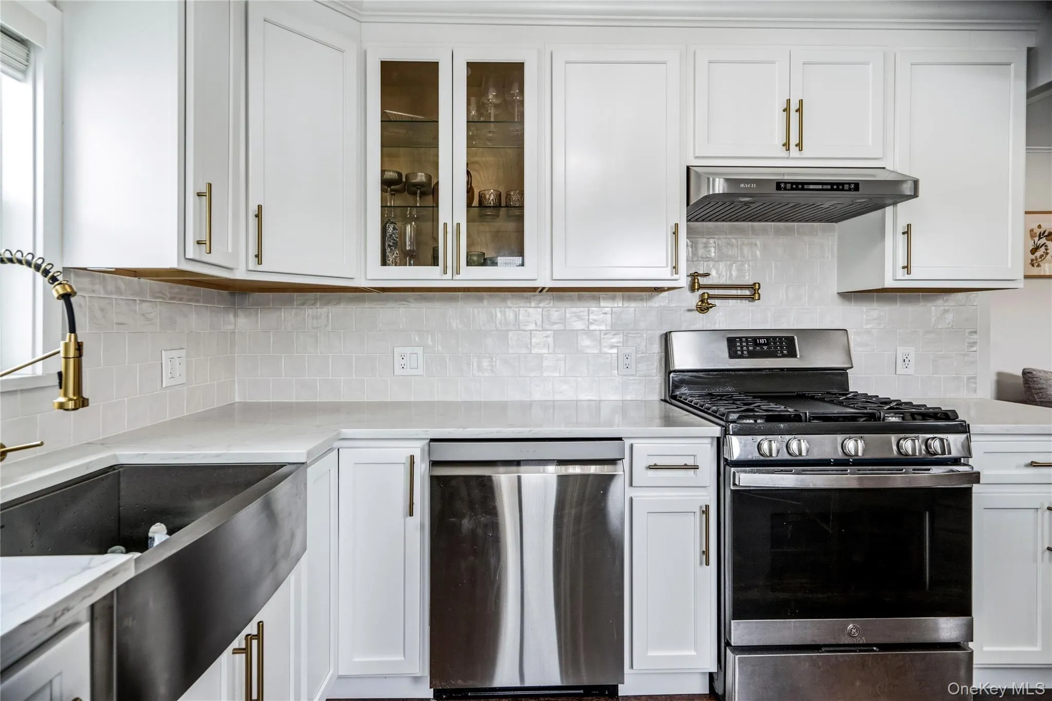 633 Robin Court, Hempstead, NY, 3 Bedrooms Bedrooms, 5 Rooms Rooms,1 BathroomBathrooms,Residential,For Rent,Robin,0,KEY1015629 633 Robin Court, Hempstead, NY, 3 Bedrooms Bedrooms, 5 Rooms Rooms,1 BathroomBathrooms,Residential,For Rent,Robin,0,KEY1015629