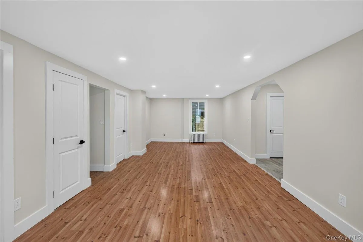 245 Cedar Avenue, Brookhaven, NY, 4 Bedrooms Bedrooms, 7 Rooms Rooms,2 BathroomsBathrooms,Residential,For Rent,Cedar,0,KEY1015630 245 Cedar Avenue, Brookhaven, NY, 4 Bedrooms Bedrooms, 7 Rooms Rooms,2 BathroomsBathrooms,Residential,For Rent,Cedar,0,KEY1015630