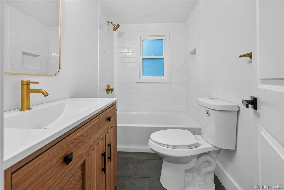 First Floor Bathroom First Floor Bathroom