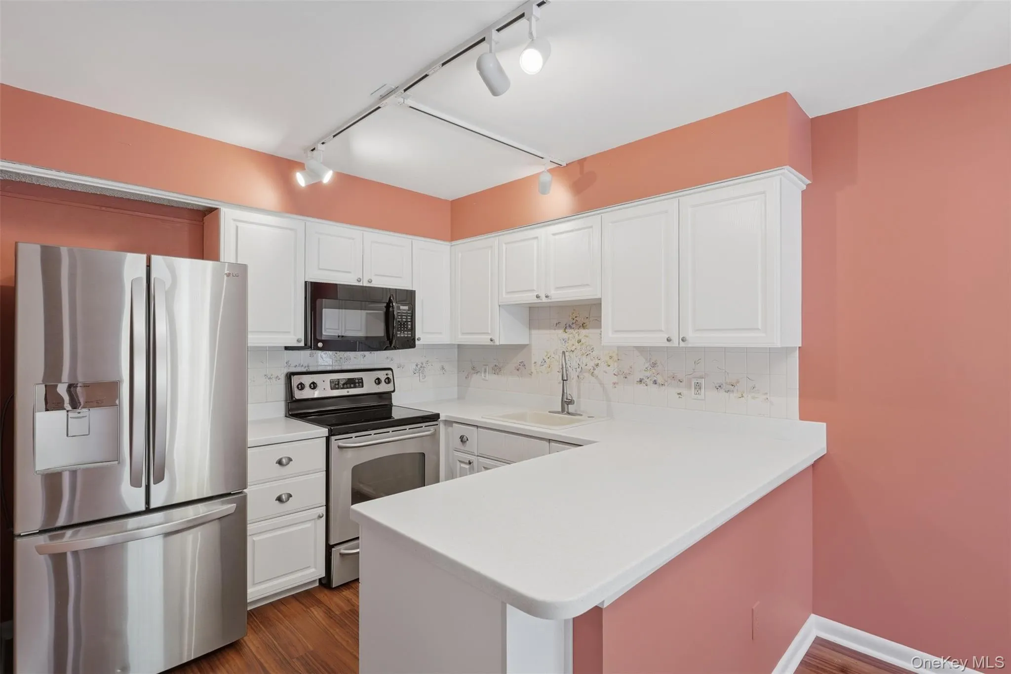 28 Knoll, Rhinebeck, NY, 2 Bedrooms Bedrooms, 6 Rooms Rooms,2 BathroomsBathrooms,Residential,For Rent,Knoll,0,1015633 28 Knoll, Rhinebeck, NY, 2 Bedrooms Bedrooms, 6 Rooms Rooms,2 BathroomsBathrooms,Residential,For Rent,Knoll,0,1015633