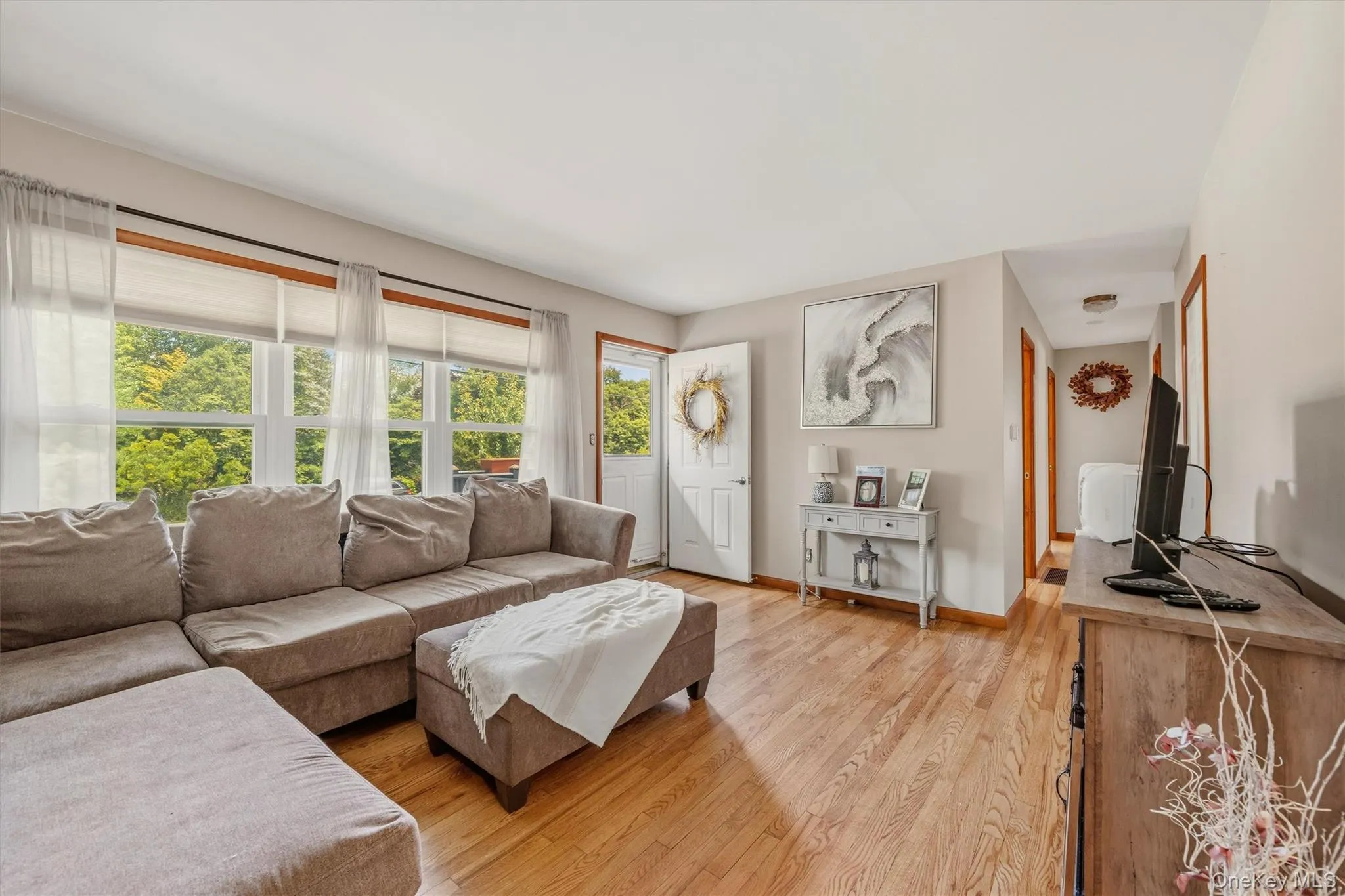 31 Wickham Drive, Warwick (town), NY, 3 Bedrooms Bedrooms, 7 Rooms Rooms,1 BathroomBathrooms,Residential,For Rent,Wickham,0,1015634 31 Wickham Drive, Warwick (town), NY, 3 Bedrooms Bedrooms, 7 Rooms Rooms,1 BathroomBathrooms,Residential,For Rent,Wickham,0,1015634