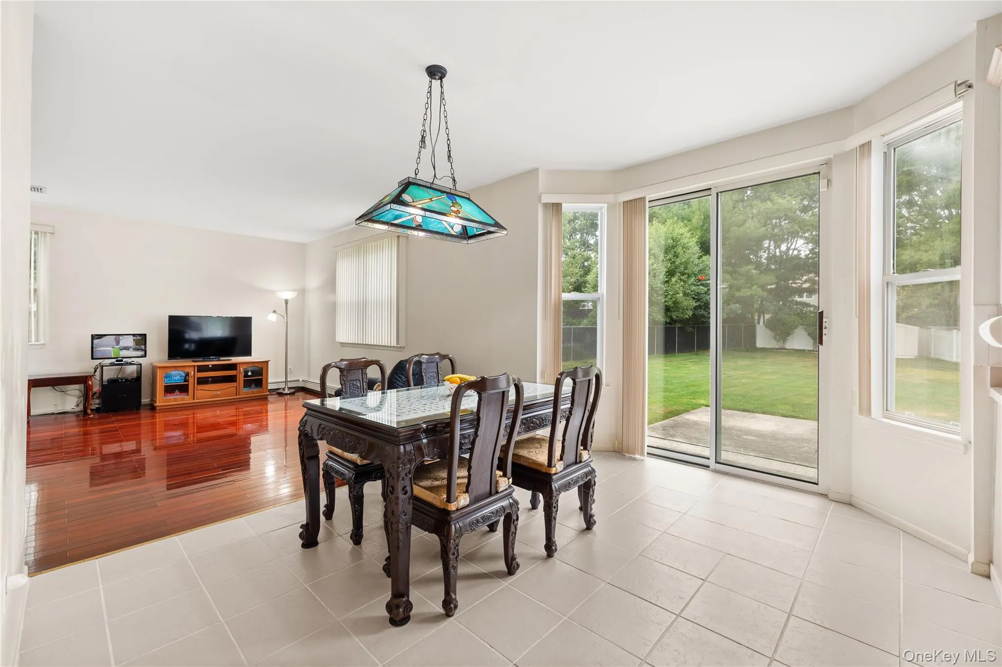 27 Laurel Lane, Brookhaven, NY, 4 Bedrooms Bedrooms, 8 Rooms Rooms,3 BathroomsBathrooms,Residential,For Rent,Laurel,0,KEY1015635 27 Laurel Lane, Brookhaven, NY, 4 Bedrooms Bedrooms, 8 Rooms Rooms,3 BathroomsBathrooms,Residential,For Rent,Laurel,0,KEY1015635
