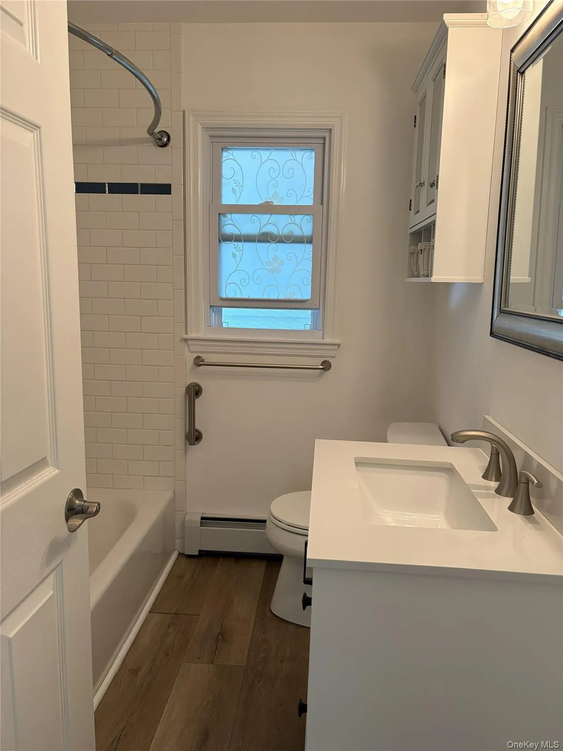 50 Pine Street, Brookhaven, NY, 3 Bedrooms Bedrooms, 5 Rooms Rooms,1 BathroomBathrooms,Residential Lease,For Rent,Pine,0,1015637 50 Pine Street, Brookhaven, NY, 3 Bedrooms Bedrooms, 5 Rooms Rooms,1 BathroomBathrooms,Residential Lease,For Rent,Pine,0,1015637