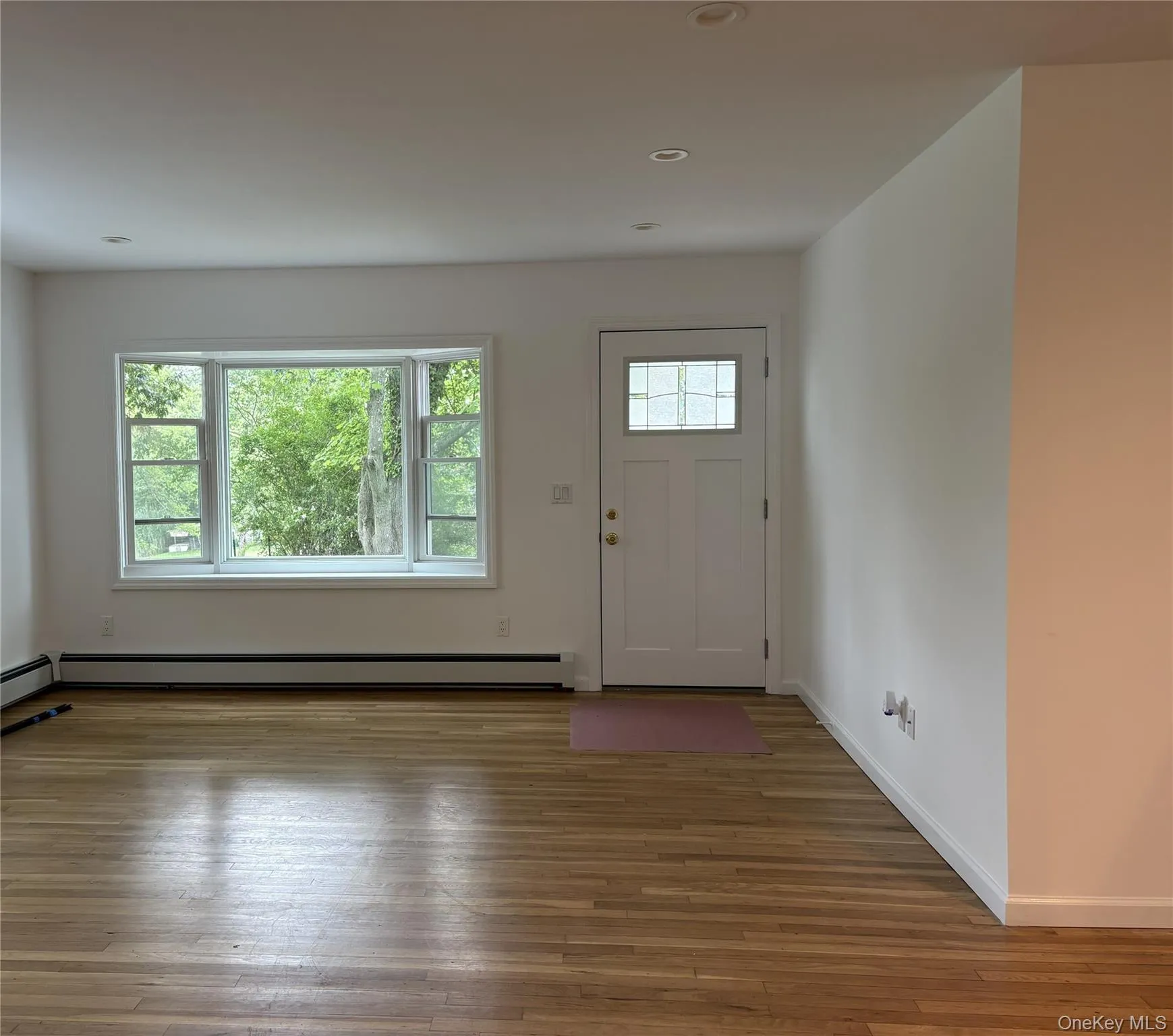 50 Pine Street, Brookhaven, NY, 3 Bedrooms Bedrooms, 5 Rooms Rooms,1 BathroomBathrooms,Residential Lease,For Rent,Pine,0,1015637 50 Pine Street, Brookhaven, NY, 3 Bedrooms Bedrooms, 5 Rooms Rooms,1 BathroomBathrooms,Residential Lease,For Rent,Pine,0,1015637