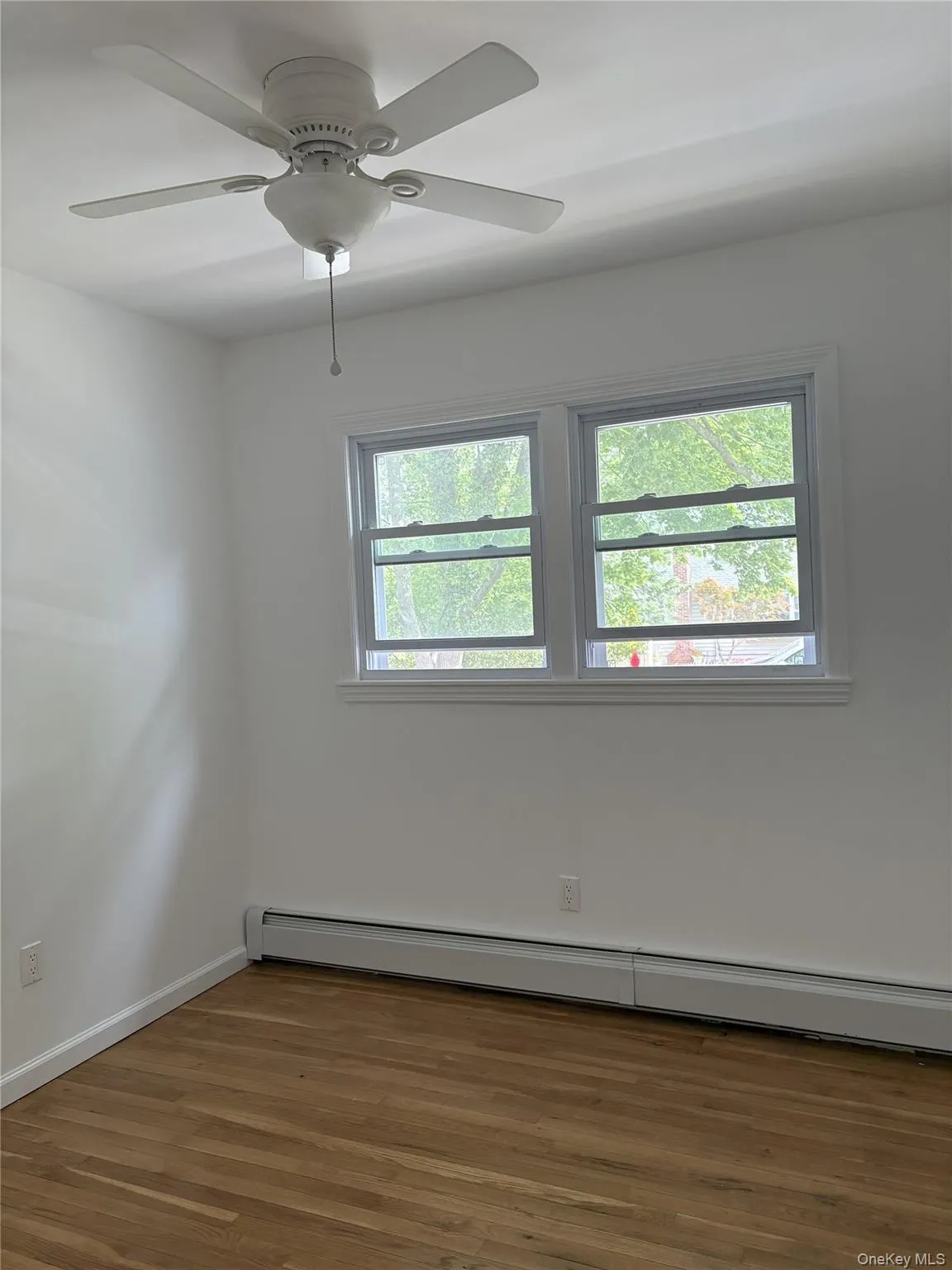 50 Pine Street, Brookhaven, NY, 3 Bedrooms Bedrooms, 5 Rooms Rooms,1 BathroomBathrooms,Residential Lease,For Rent,Pine,0,1015637 50 Pine Street, Brookhaven, NY, 3 Bedrooms Bedrooms, 5 Rooms Rooms,1 BathroomBathrooms,Residential Lease,For Rent,Pine,0,1015637