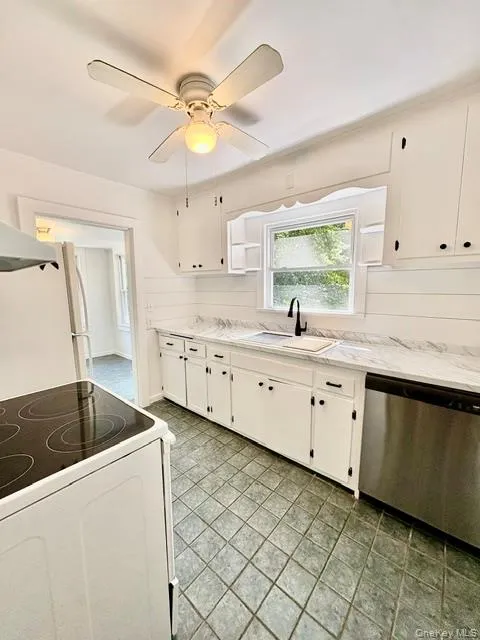3 Elm Road, Somers, NY, 2 Bedrooms Bedrooms, 5 Rooms Rooms,2 BathroomsBathrooms,Residential Lease,For Rent,Elm,0,1015639 3 Elm Road, Somers, NY, 2 Bedrooms Bedrooms, 5 Rooms Rooms,2 BathroomsBathrooms,Residential Lease,For Rent,Elm,0,1015639