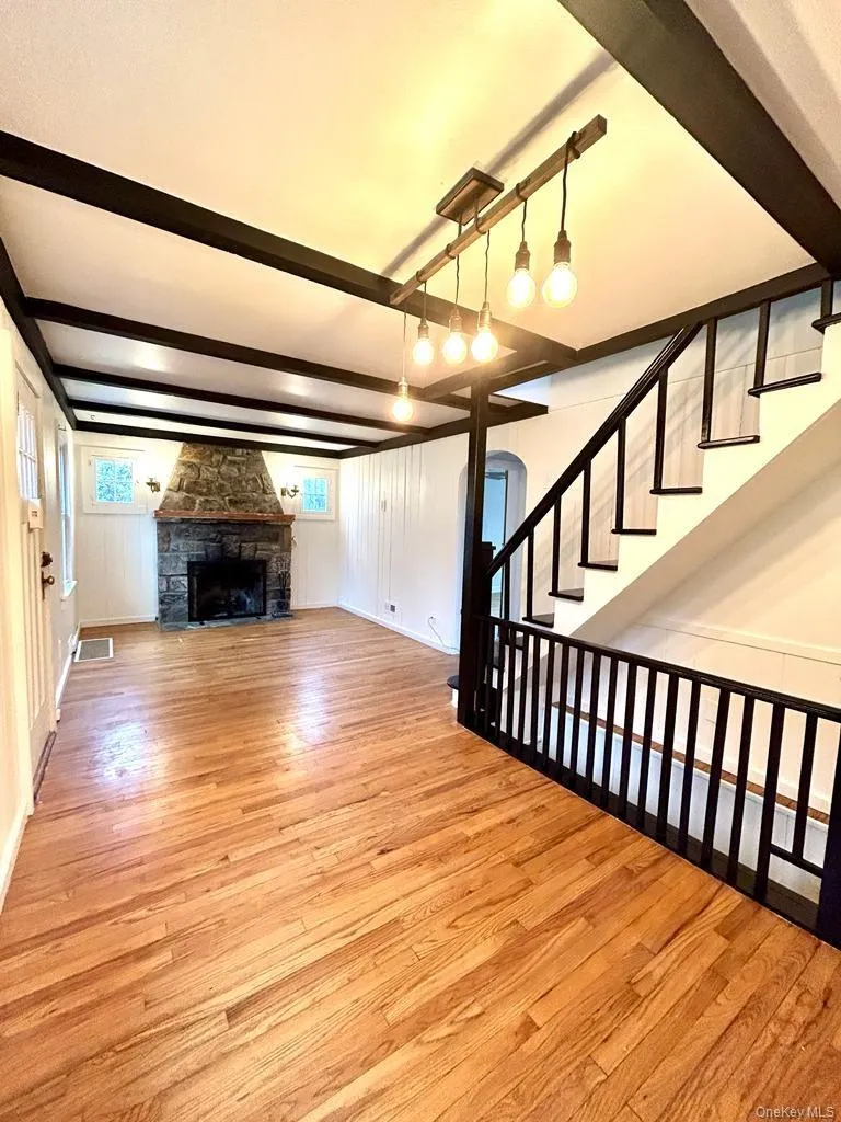 3 Elm Road, Somers, NY, 2 Bedrooms Bedrooms, 5 Rooms Rooms,2 BathroomsBathrooms,Residential Lease,For Rent,Elm,0,1015639 3 Elm Road, Somers, NY, 2 Bedrooms Bedrooms, 5 Rooms Rooms,2 BathroomsBathrooms,Residential Lease,For Rent,Elm,0,1015639