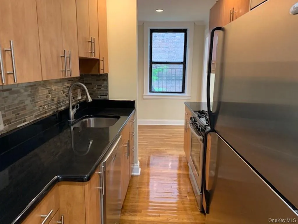 312 Main Street, White Plains, NY, 1 Bedroom Bedrooms, 3 Rooms Rooms,1 BathroomBathrooms,Residential Lease,For Rent,Main,0,1015641 312 Main Street, White Plains, NY, 1 Bedroom Bedrooms, 3 Rooms Rooms,1 BathroomBathrooms,Residential Lease,For Rent,Main,0,1015641