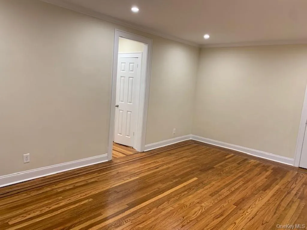 312 Main Street, White Plains, NY, 1 Bedroom Bedrooms, 3 Rooms Rooms,1 BathroomBathrooms,Residential Lease,For Rent,Main,0,1015641 312 Main Street, White Plains, NY, 1 Bedroom Bedrooms, 3 Rooms Rooms,1 BathroomBathrooms,Residential Lease,For Rent,Main,0,1015641