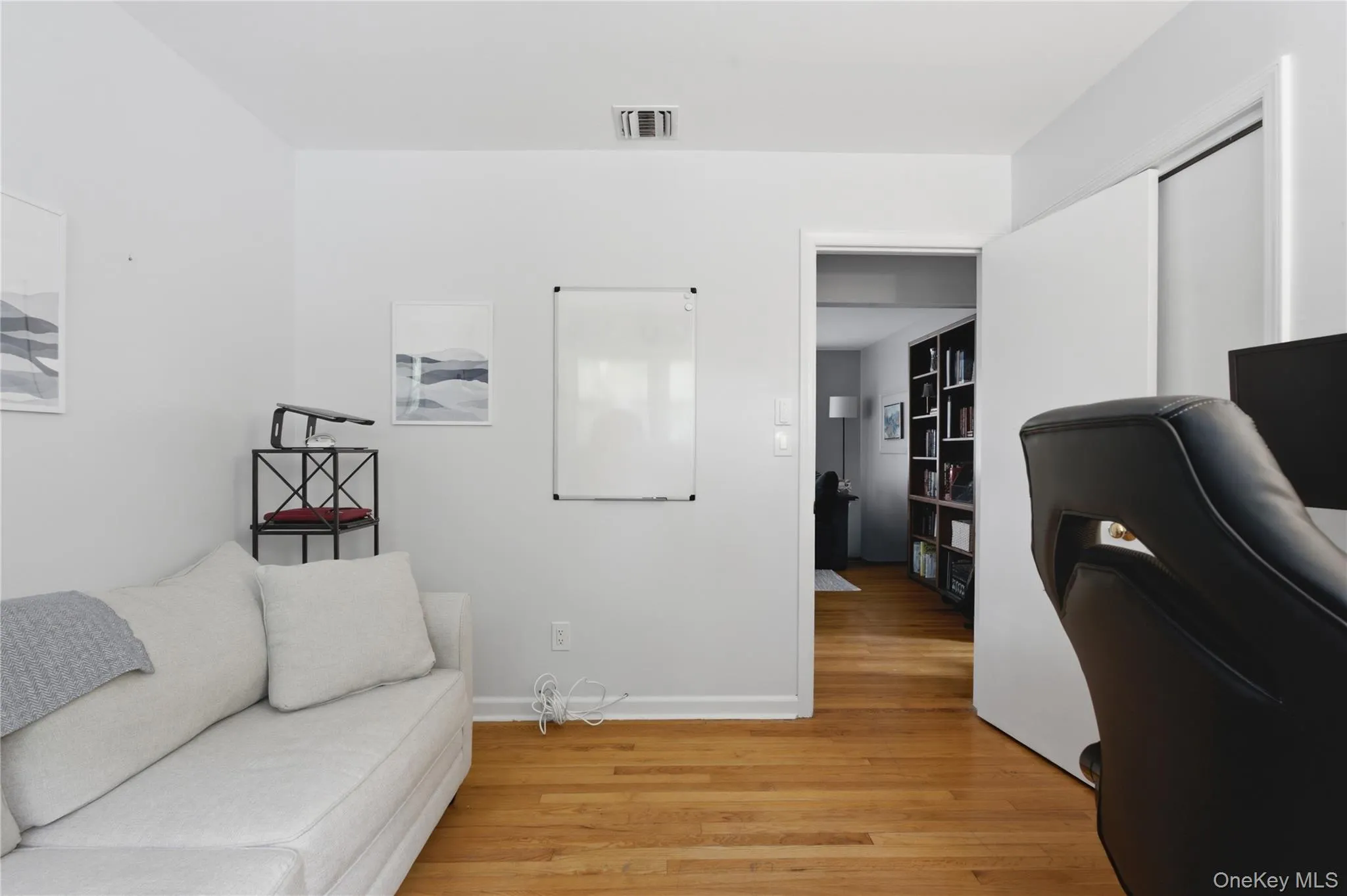 11 Forest Drive, Ramapo, NY, 3 Bedrooms Bedrooms, 7 Rooms Rooms,2 BathroomsBathrooms,Residential,For Rent,Forest,0,1015642 11 Forest Drive, Ramapo, NY, 3 Bedrooms Bedrooms, 7 Rooms Rooms,2 BathroomsBathrooms,Residential,For Rent,Forest,0,1015642