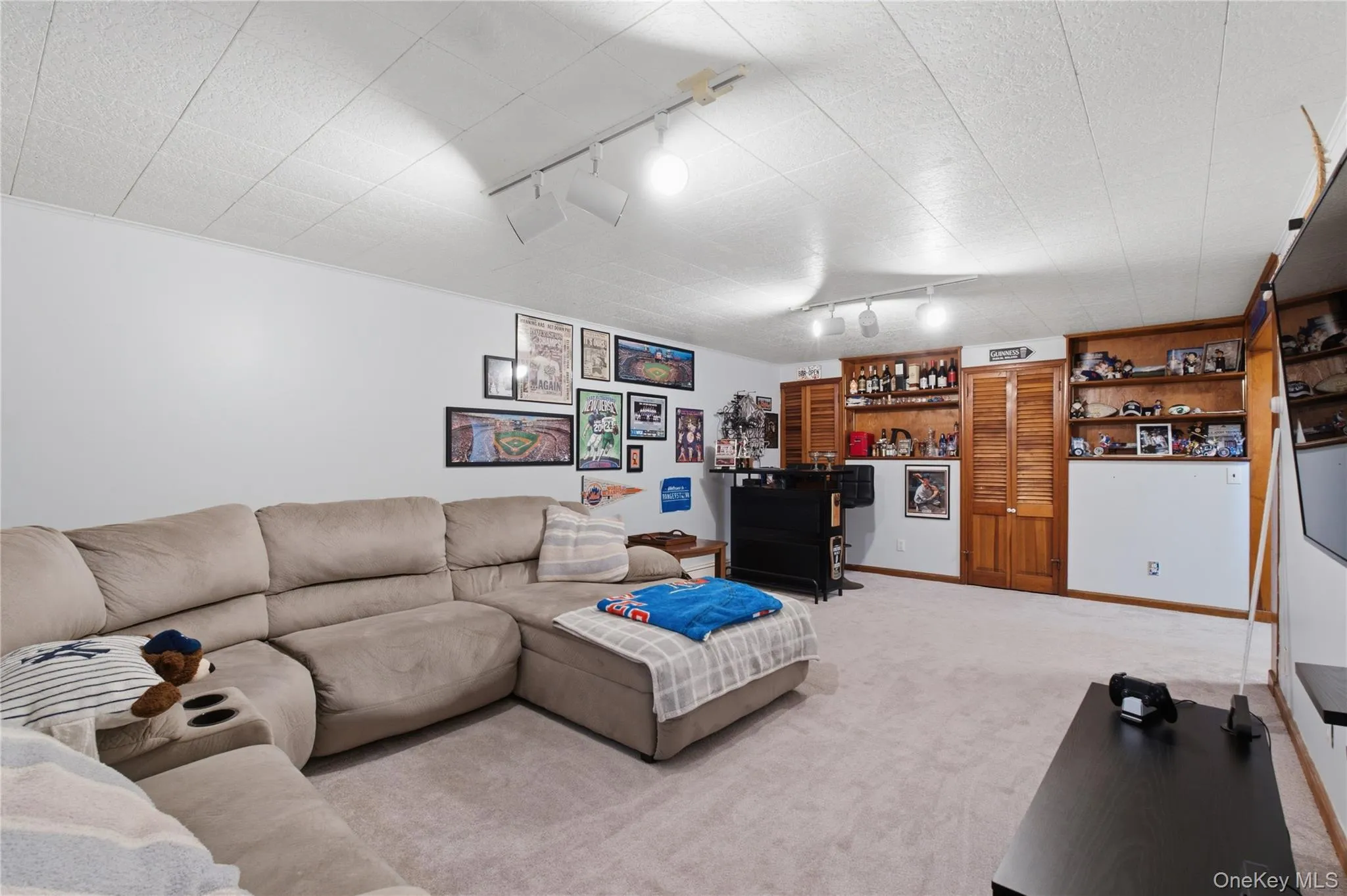 11 Forest Drive, Ramapo, NY, 3 Bedrooms Bedrooms, 7 Rooms Rooms,2 BathroomsBathrooms,Residential,For Rent,Forest,0,1015642 11 Forest Drive, Ramapo, NY, 3 Bedrooms Bedrooms, 7 Rooms Rooms,2 BathroomsBathrooms,Residential,For Rent,Forest,0,1015642