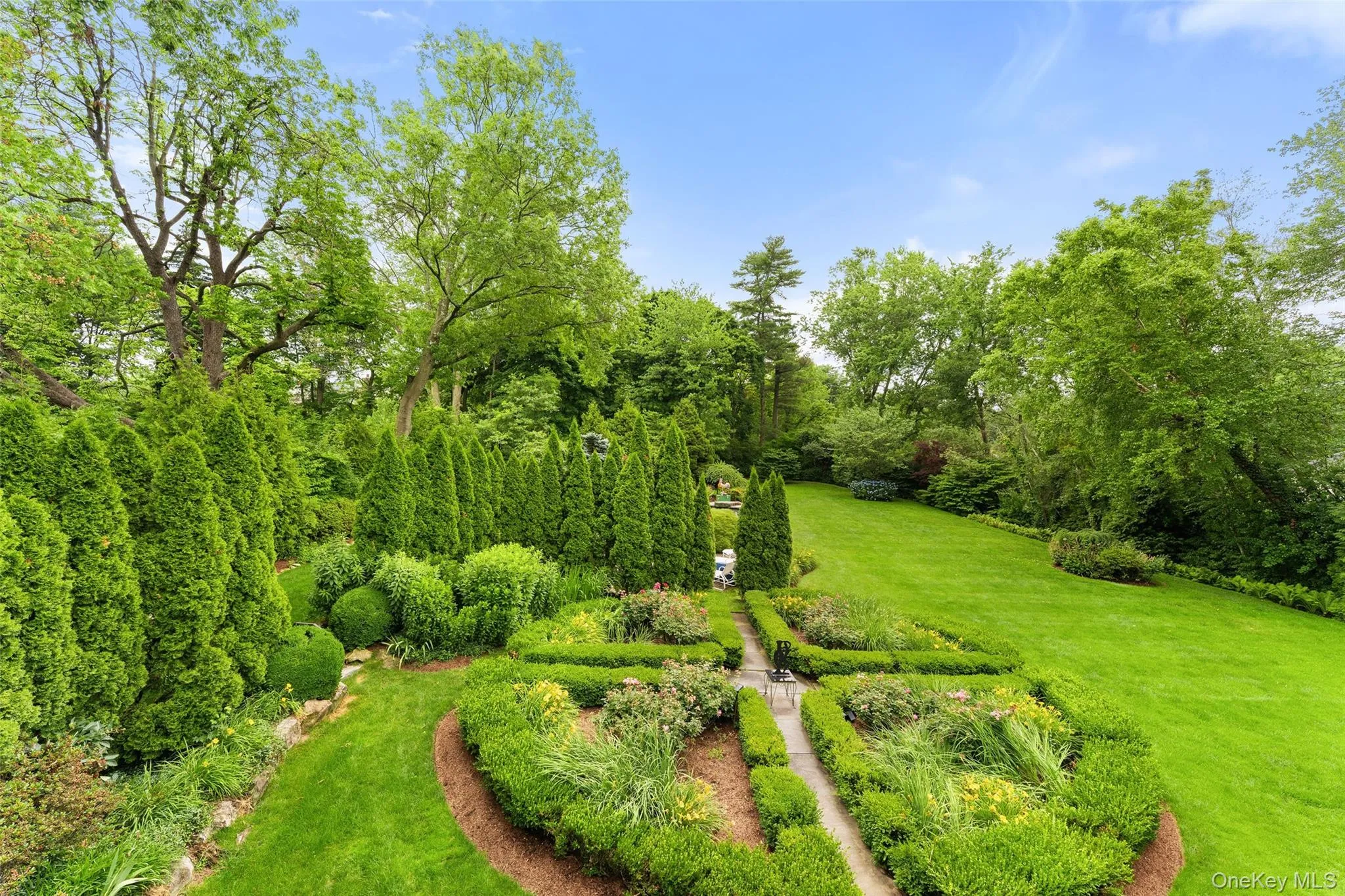 21 Dolma Road, Scarsdale, NY, 5 Bedrooms Bedrooms, 12 Rooms Rooms,5 BathroomsBathrooms,Residential,For Rent,Dolma,0,1015644 21 Dolma Road, Scarsdale, NY, 5 Bedrooms Bedrooms, 12 Rooms Rooms,5 BathroomsBathrooms,Residential,For Rent,Dolma,0,1015644