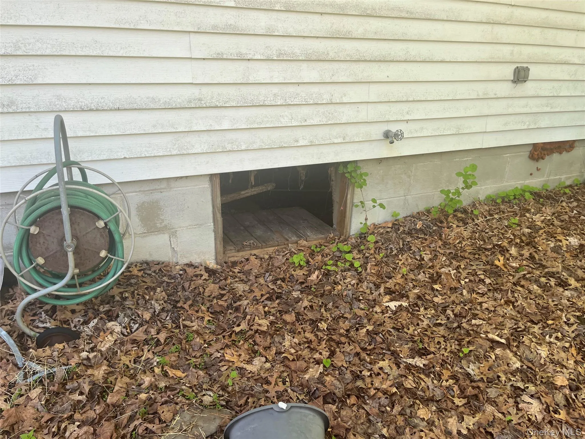 1145 Glasco Turnpike, Saugerties, NY, 3 Bedrooms Bedrooms, 5 Rooms Rooms,2 BathroomsBathrooms,Residential,For Rent,Glasco,0,1015646 1145 Glasco Turnpike, Saugerties, NY, 3 Bedrooms Bedrooms, 5 Rooms Rooms,2 BathroomsBathrooms,Residential,For Rent,Glasco,0,1015646