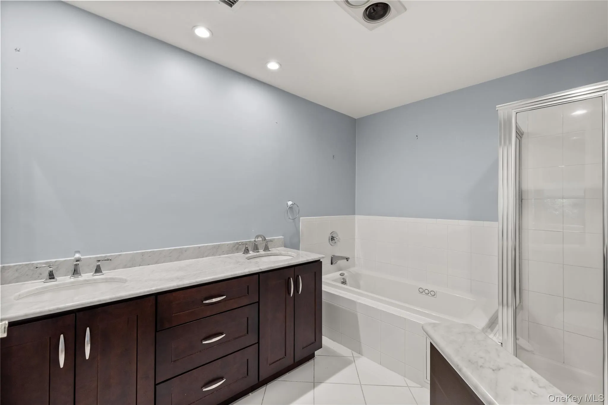 34 Cedar Ridge Lane, Islip, NY, 3 Bedrooms Bedrooms, 7 Rooms Rooms,2 BathroomsBathrooms,Residential,For Rent,Cedar Ridge,0,1015652 34 Cedar Ridge Lane, Islip, NY, 3 Bedrooms Bedrooms, 7 Rooms Rooms,2 BathroomsBathrooms,Residential,For Rent,Cedar Ridge,0,1015652