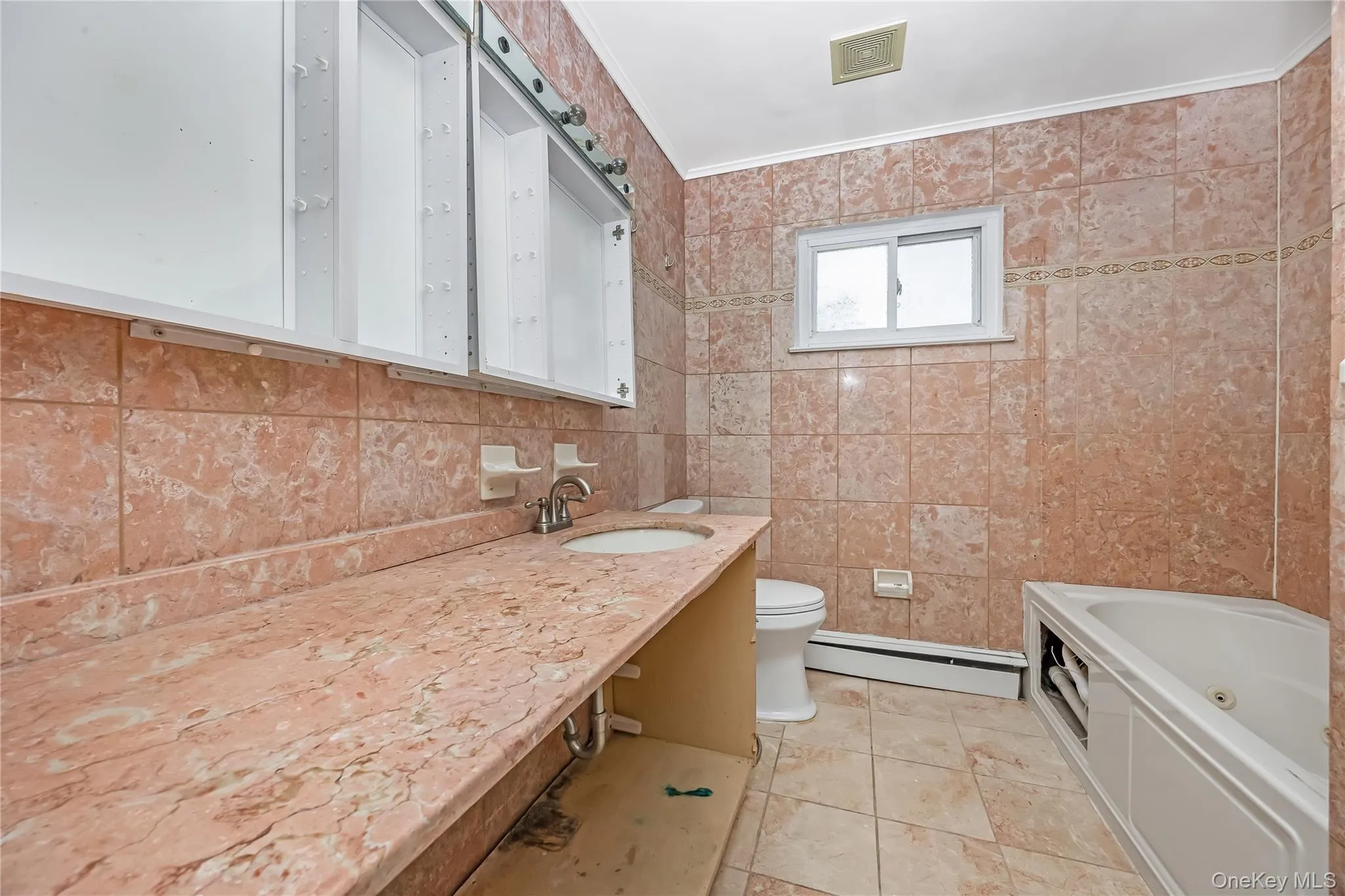 1103 Carlls Straight Path, Huntington, NY, 4 Bedrooms Bedrooms, 8 Rooms Rooms,2 BathroomsBathrooms,Residential,For Rent,Carlls Straight,0,1015654 1103 Carlls Straight Path, Huntington, NY, 4 Bedrooms Bedrooms, 8 Rooms Rooms,2 BathroomsBathrooms,Residential,For Rent,Carlls Straight,0,1015654