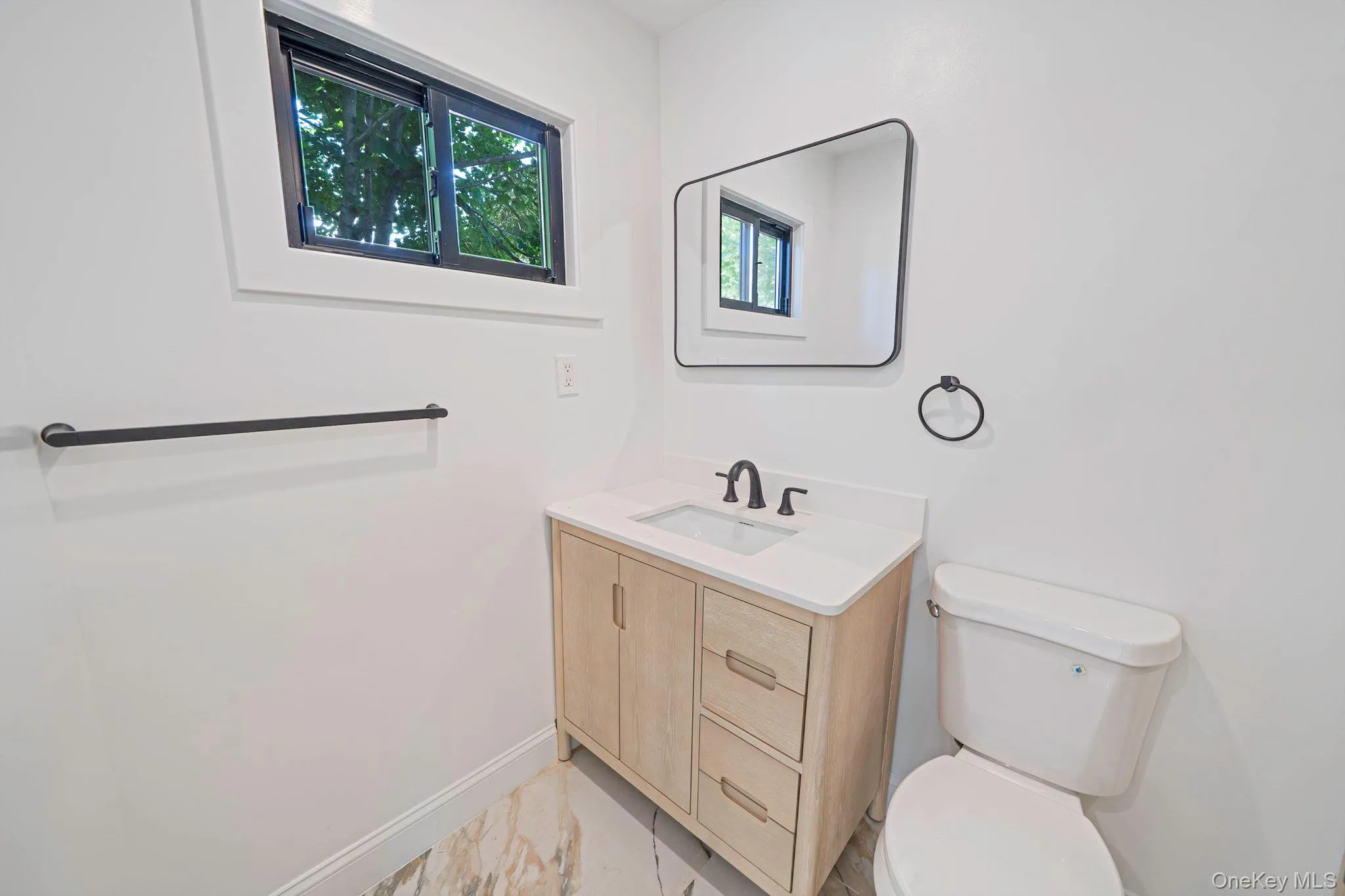 30 Bradley Drive, Brookhaven, NY, 5 Bedrooms Bedrooms, 7 Rooms Rooms,3 BathroomsBathrooms,Residential,For Rent,Bradley,0,1015655 30 Bradley Drive, Brookhaven, NY, 5 Bedrooms Bedrooms, 7 Rooms Rooms,3 BathroomsBathrooms,Residential,For Rent,Bradley,0,1015655